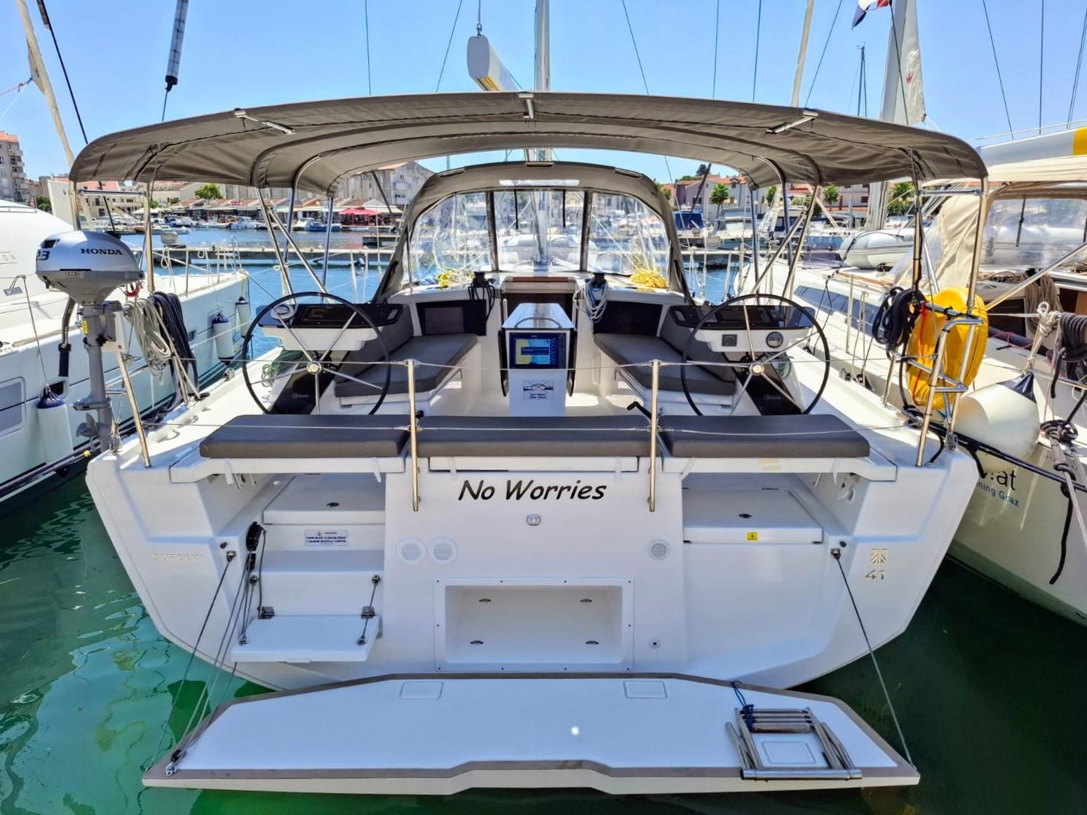 Dufour 41 - 3 cab., picture 4