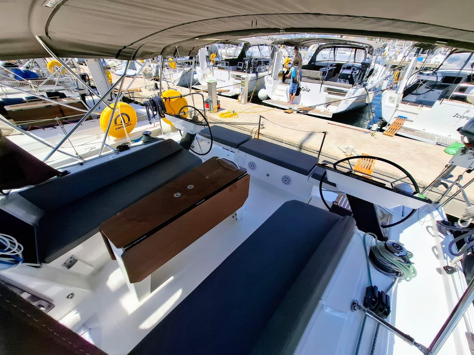 Dufour 41 - 3 cab., picture 8