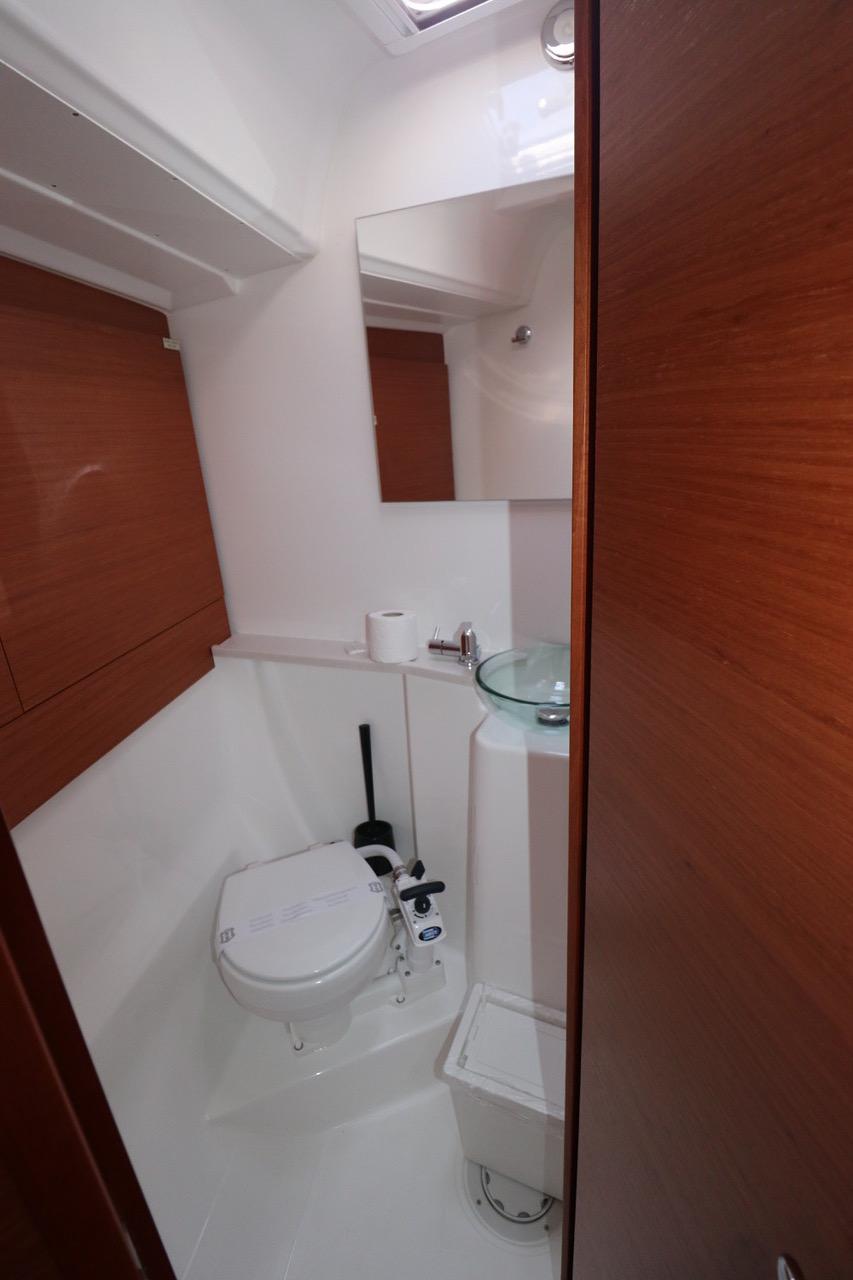 Dufour 460 GL, picture 18