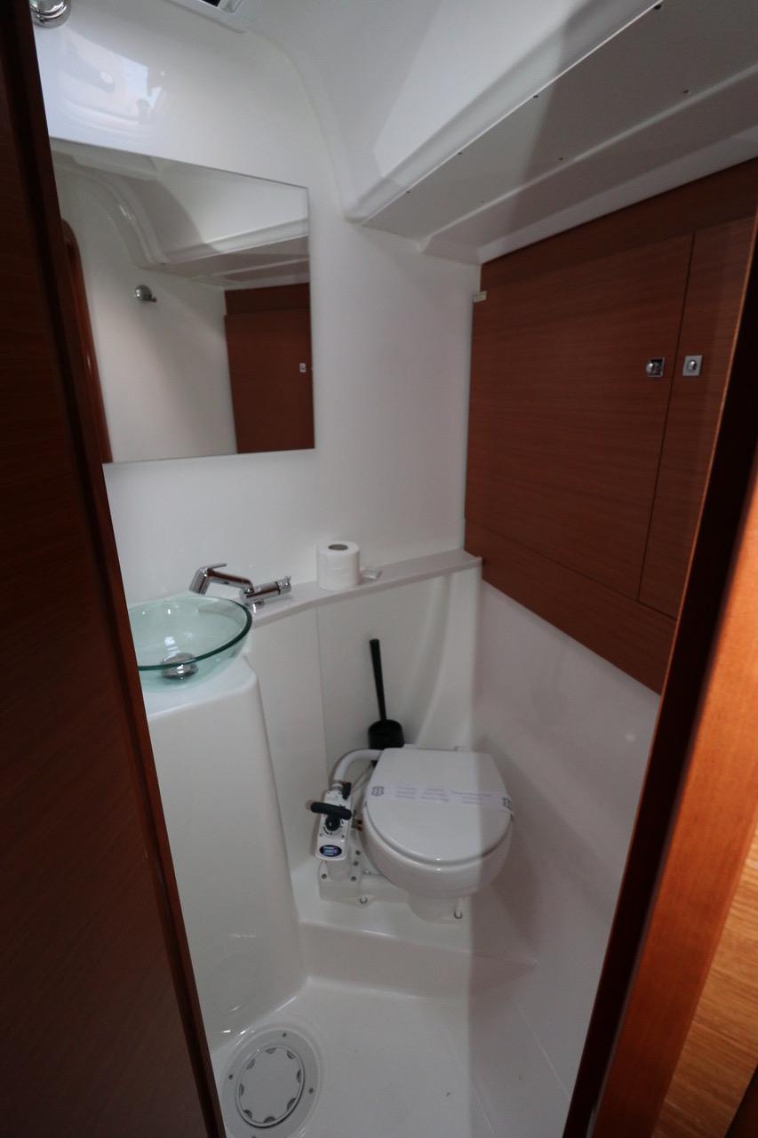 Dufour 460 GL, picture 17