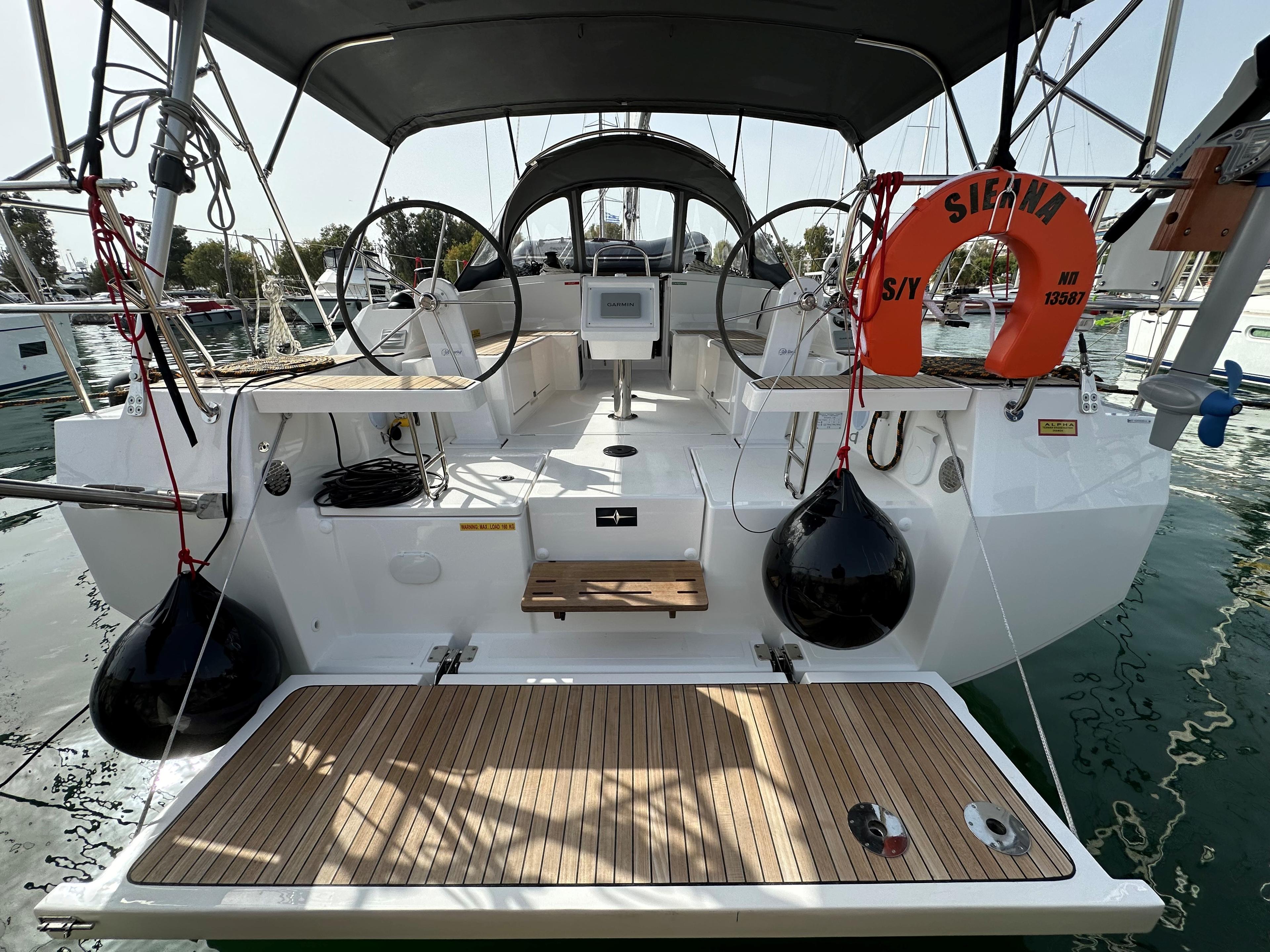 Bavaria C38, picture 16