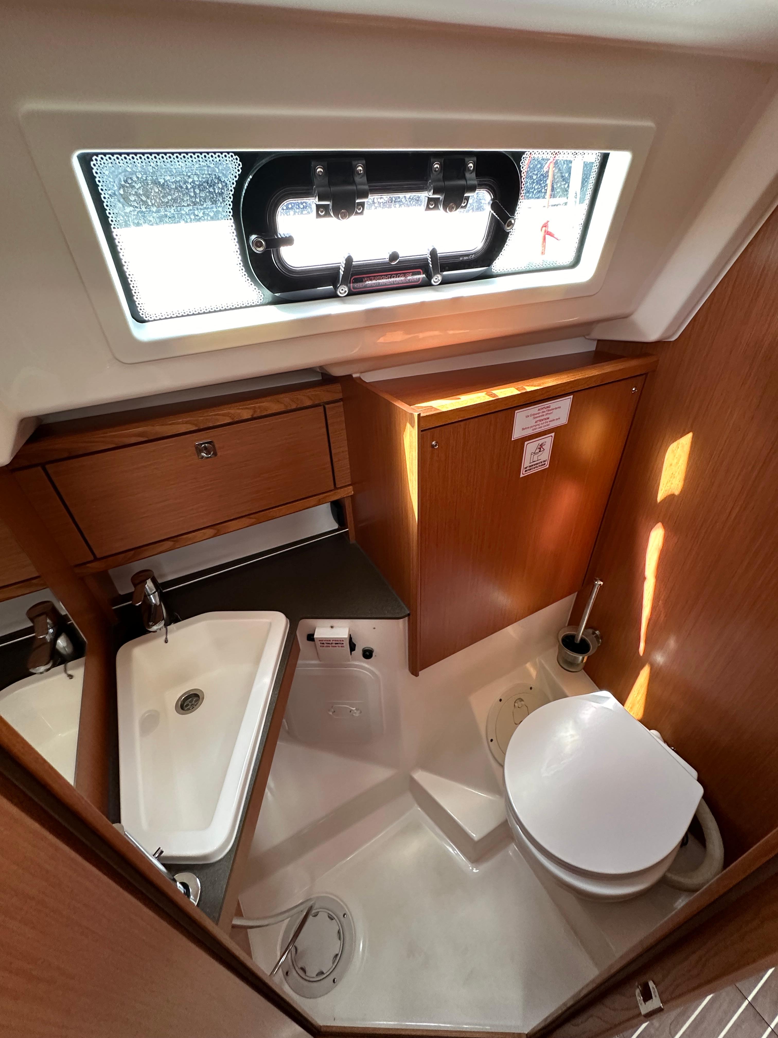 Bavaria Cruiser 34, picture 6