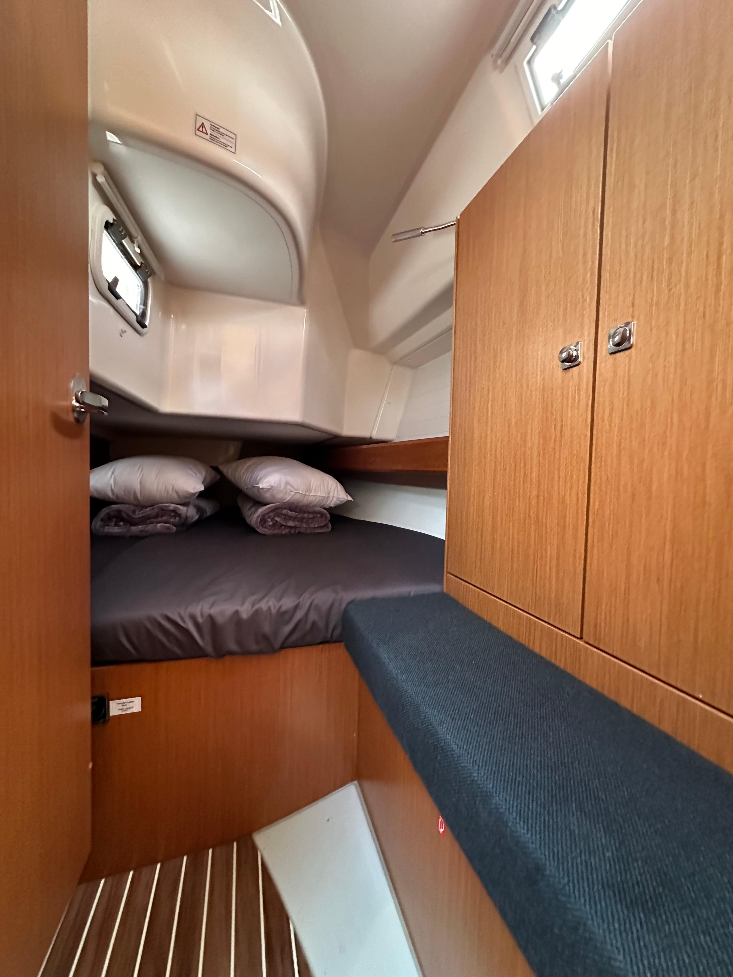 Bavaria Cruiser 34, picture 17