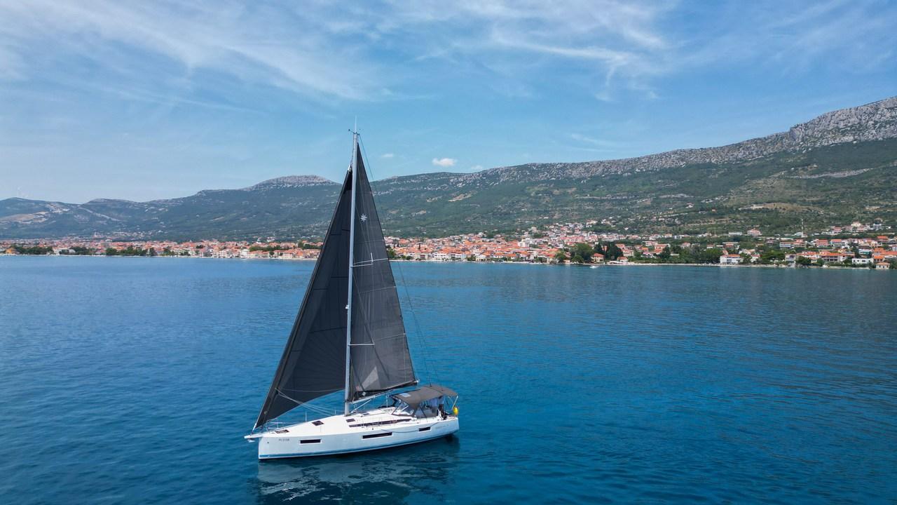 Sun Odyssey 440 - 3 cab., picture 8