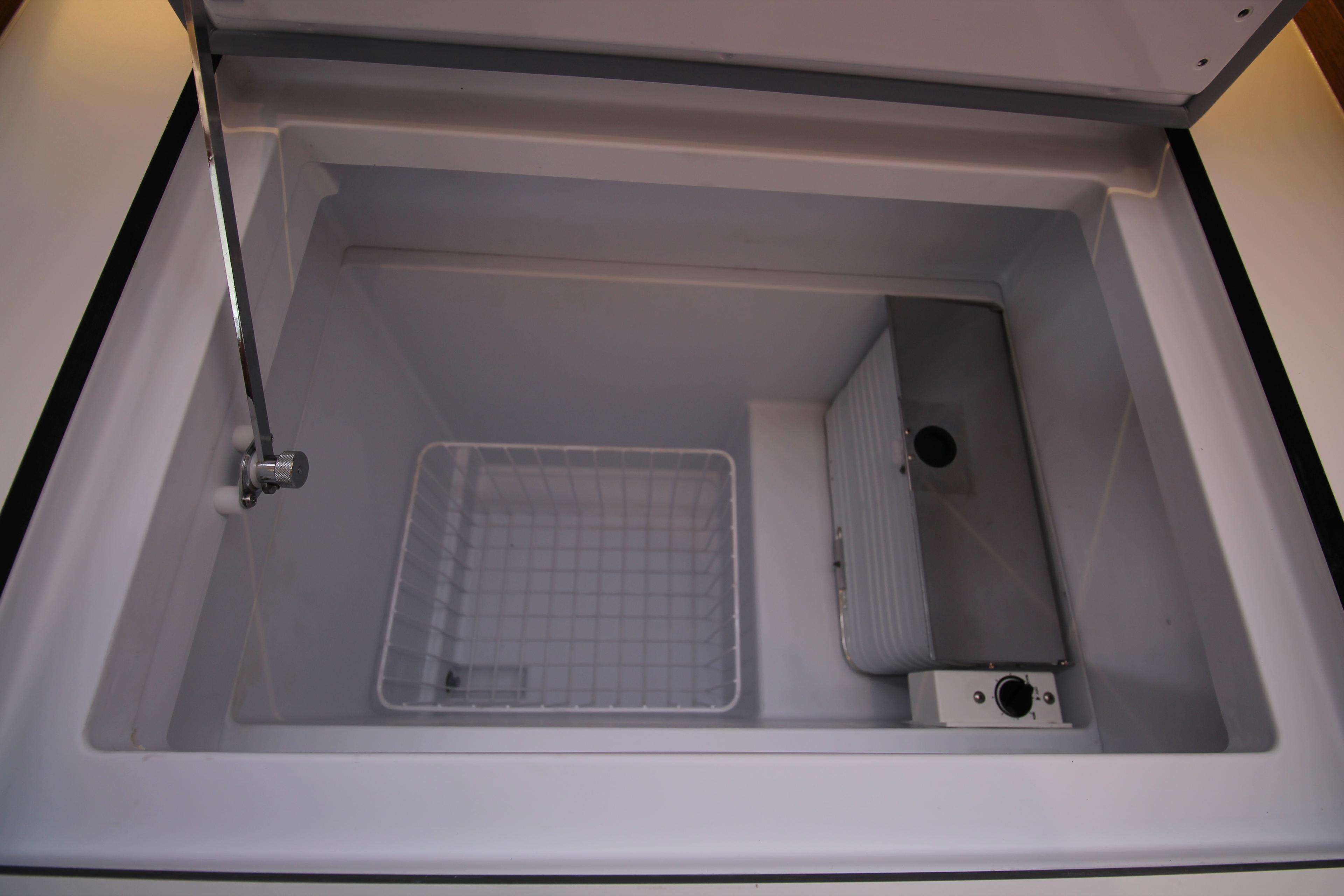 Sun Odyssey 380 - 3 cab., picture 14