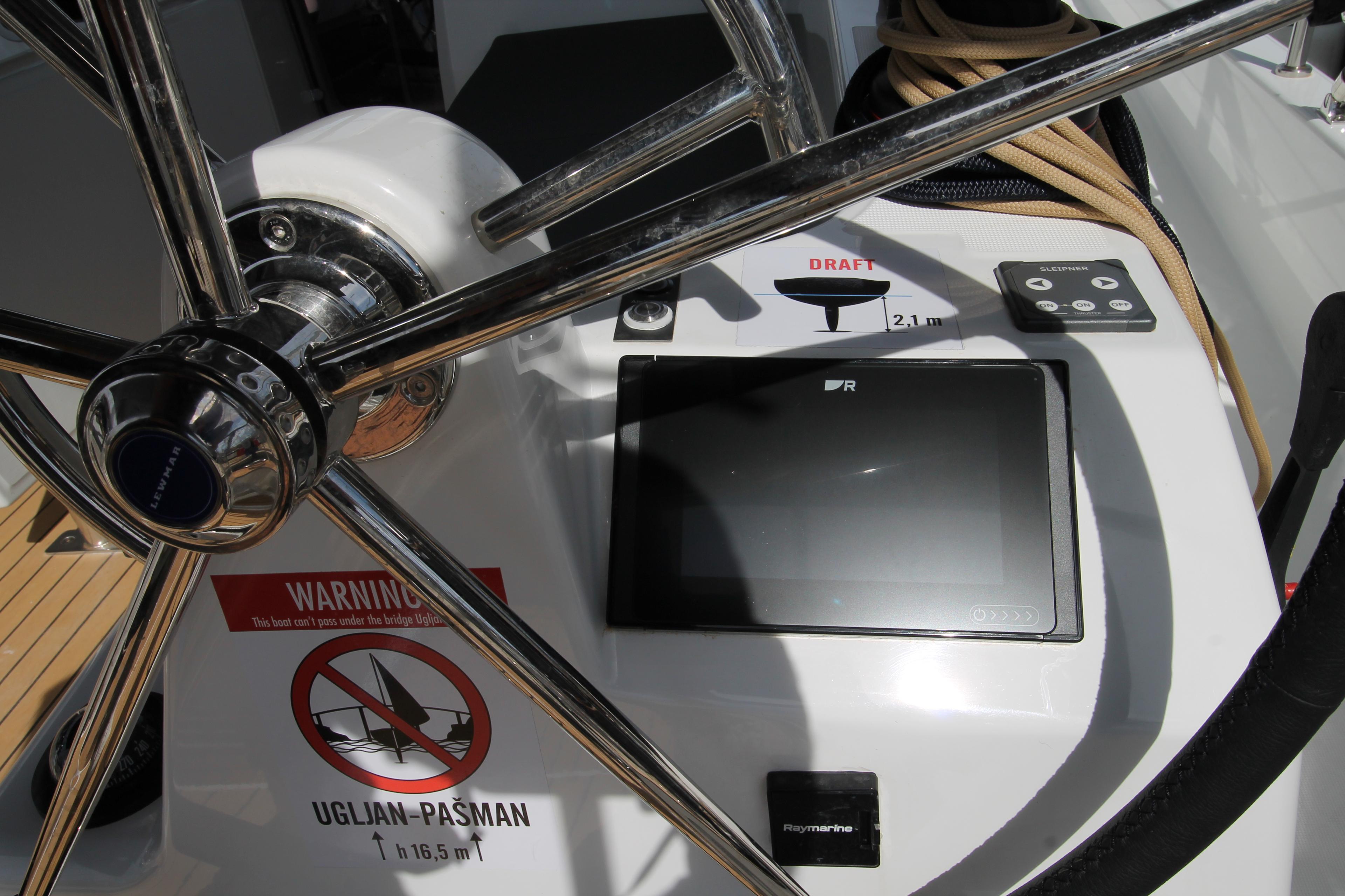 Sun Odyssey 380 - 3 cab., picture 9