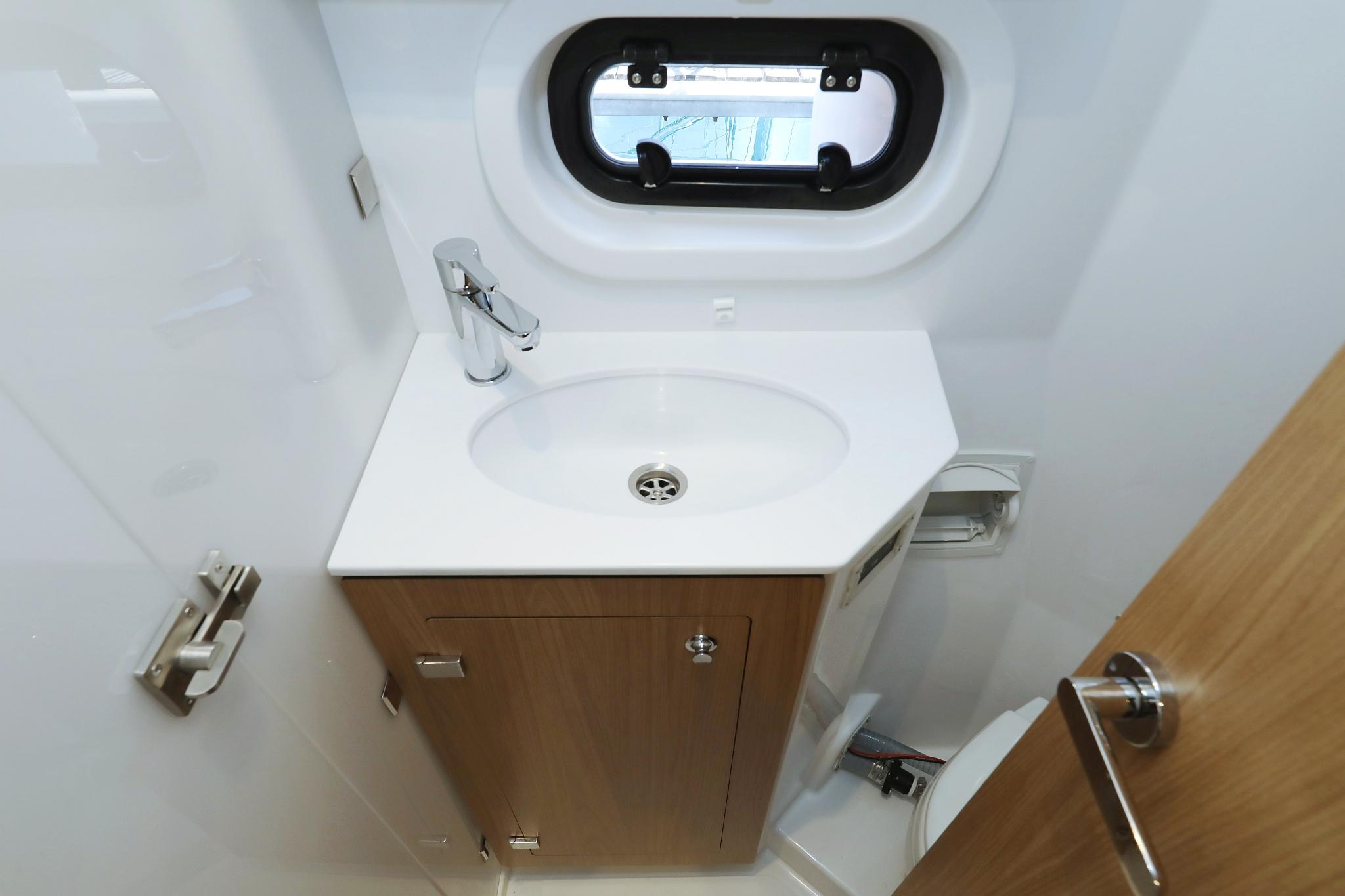 Bali 4.2 - 4 + 1 cab., picture 34