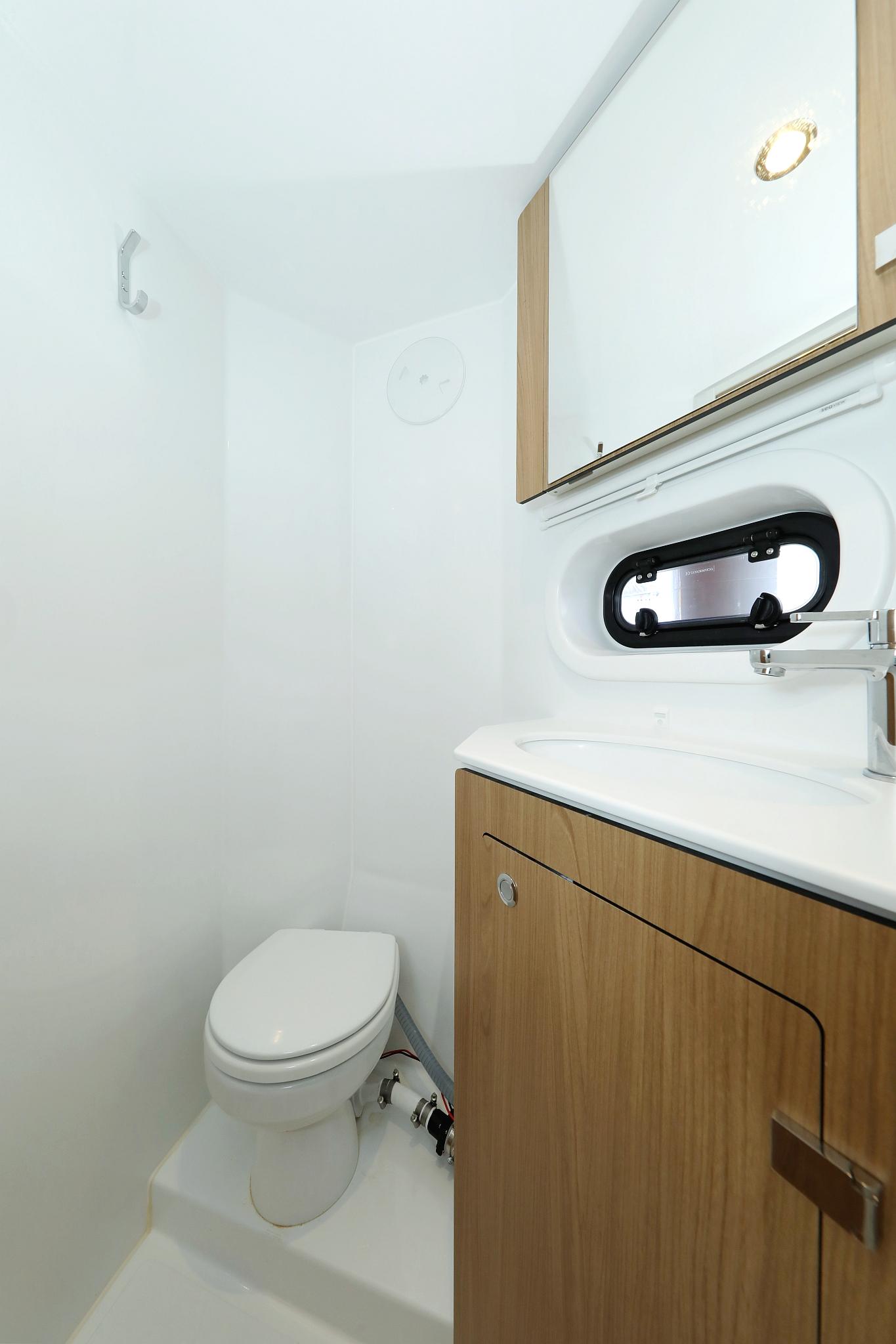 Bali 4.2 - 4 + 1 cab., picture 39