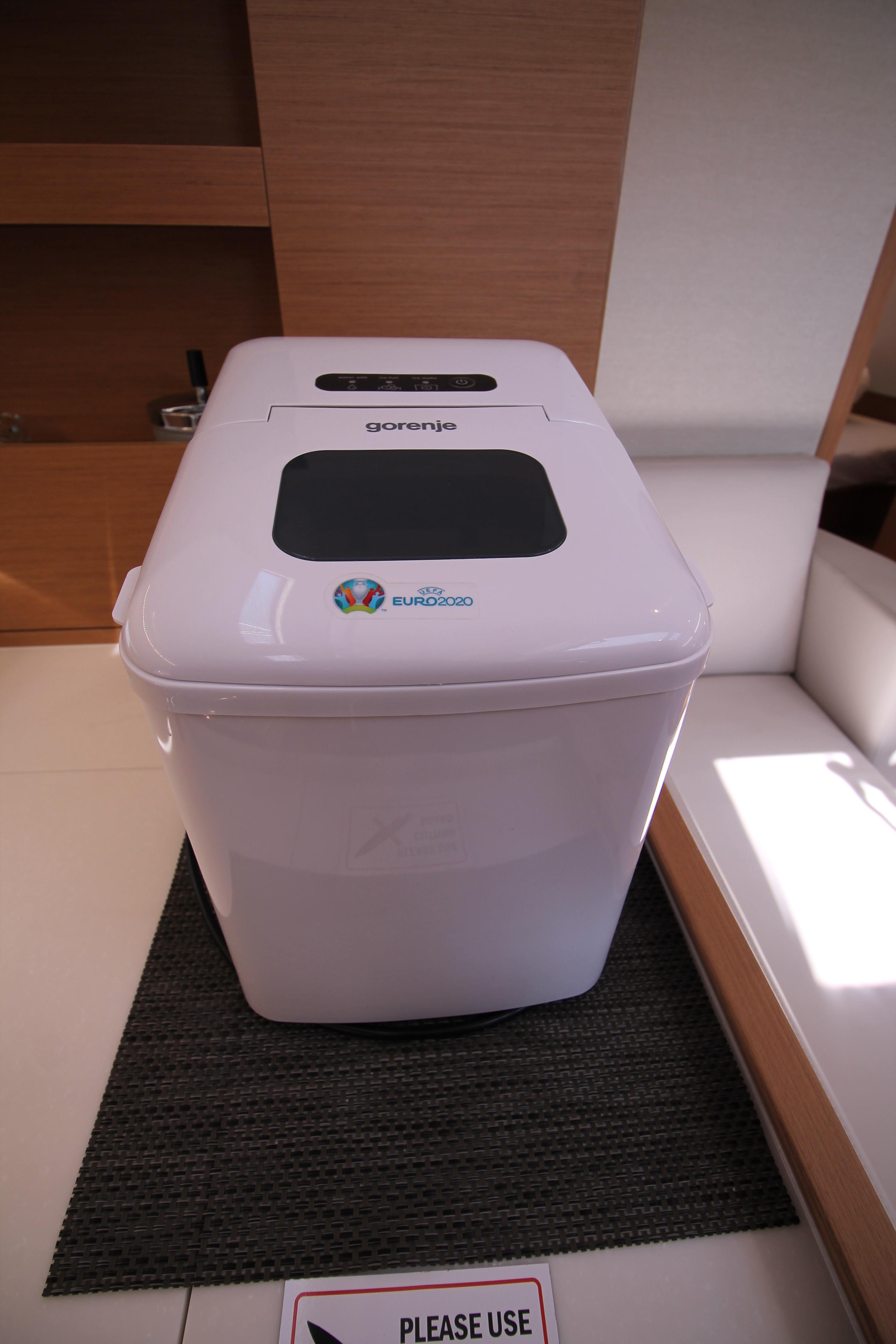 Sun Odyssey 410 - 3 cab., picture 17