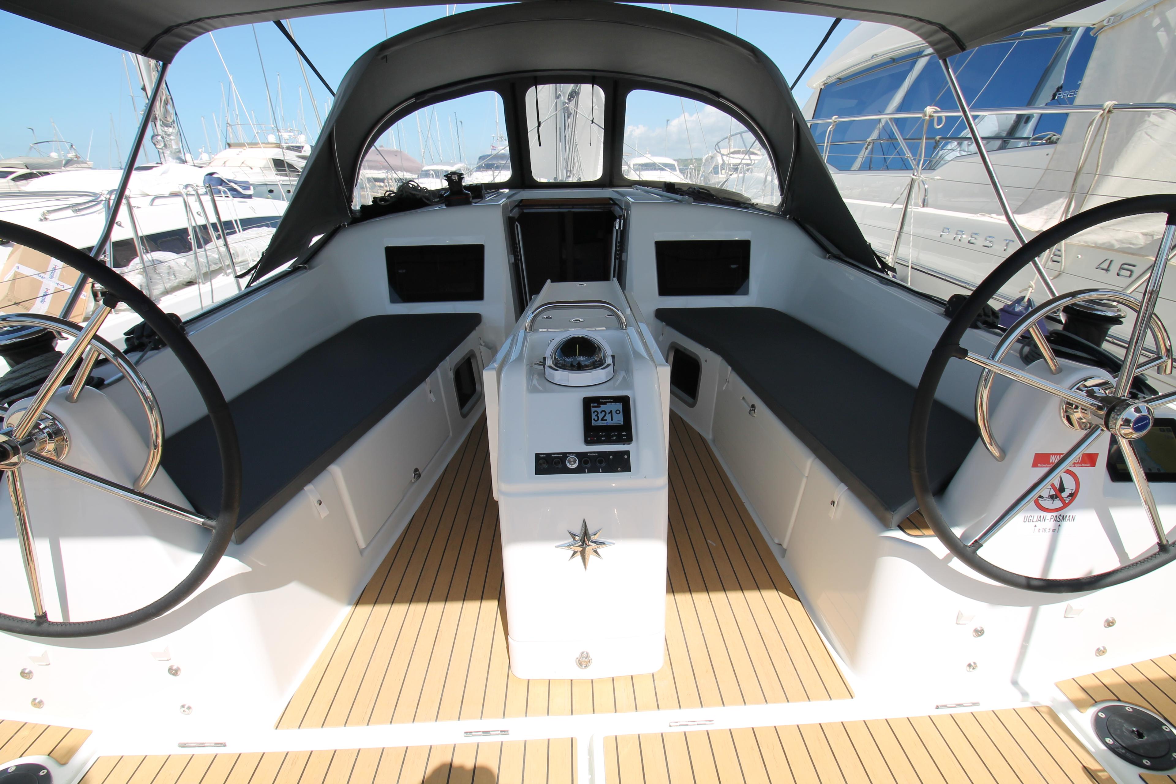 Sun Odyssey 410 - 3 cab., picture 7
