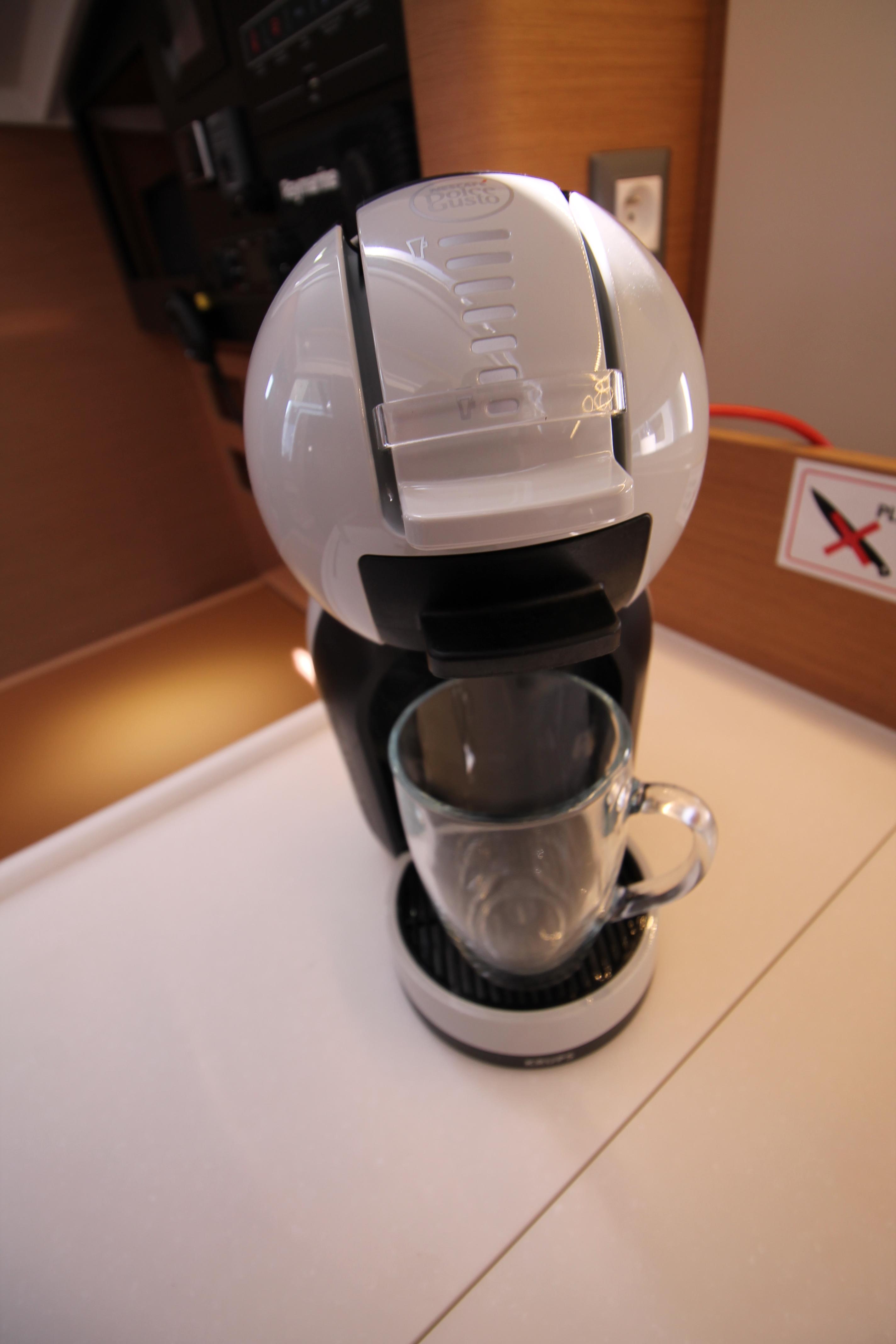 Sun Odyssey 410 - 3 cab., picture 16