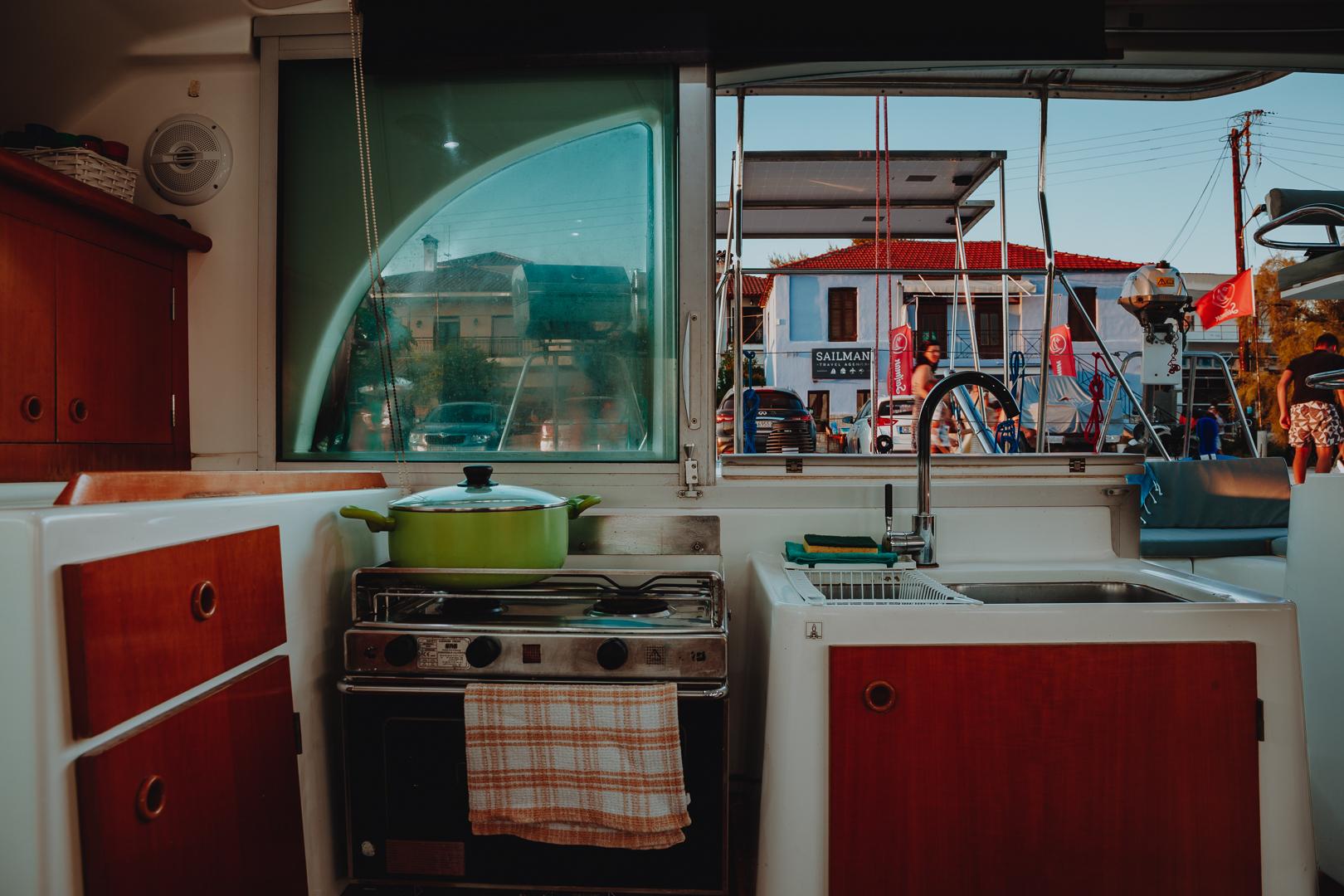 Lagoon 380 - 4 cab. - Karamela, picture 12