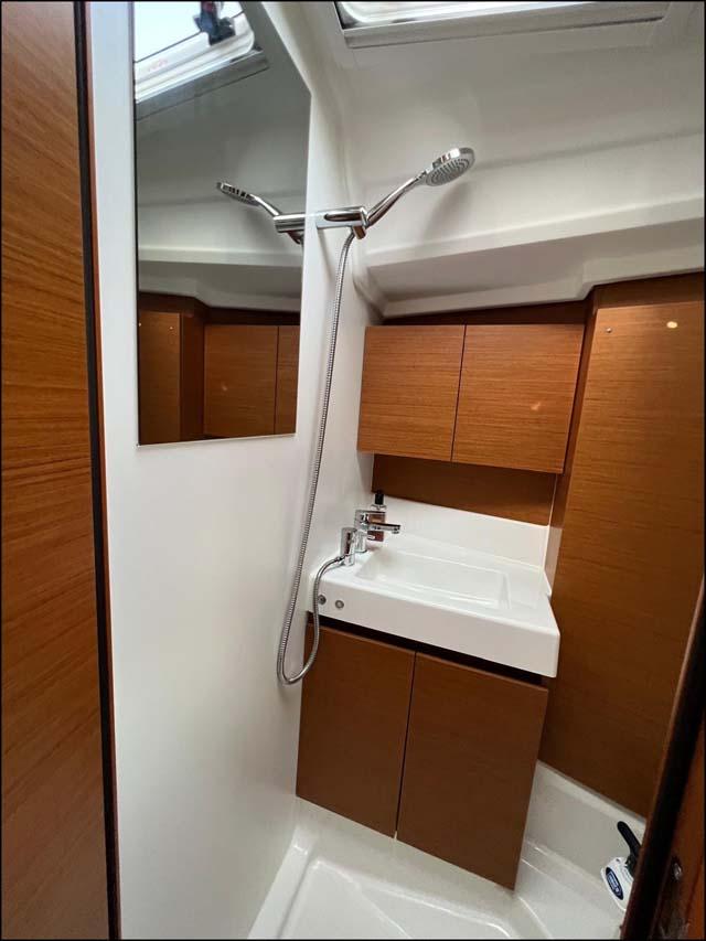 Sun Odyssey 380 - 3 cab., picture 9