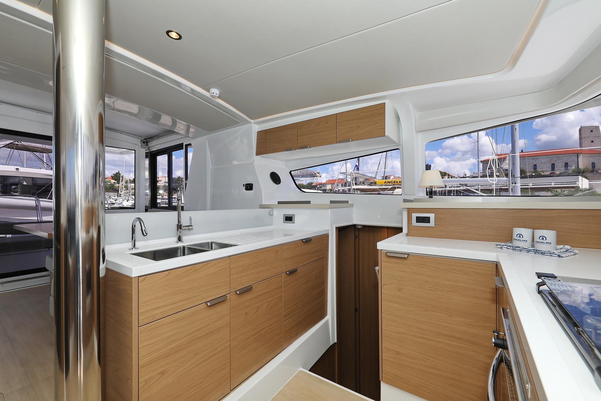 Bali 4.2 - 4 + 1 cab., picture 21