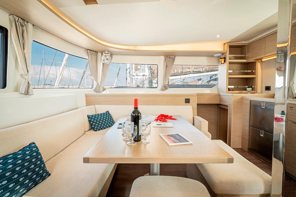 Lagoon 46 - 4 + 2 cab., picture 3