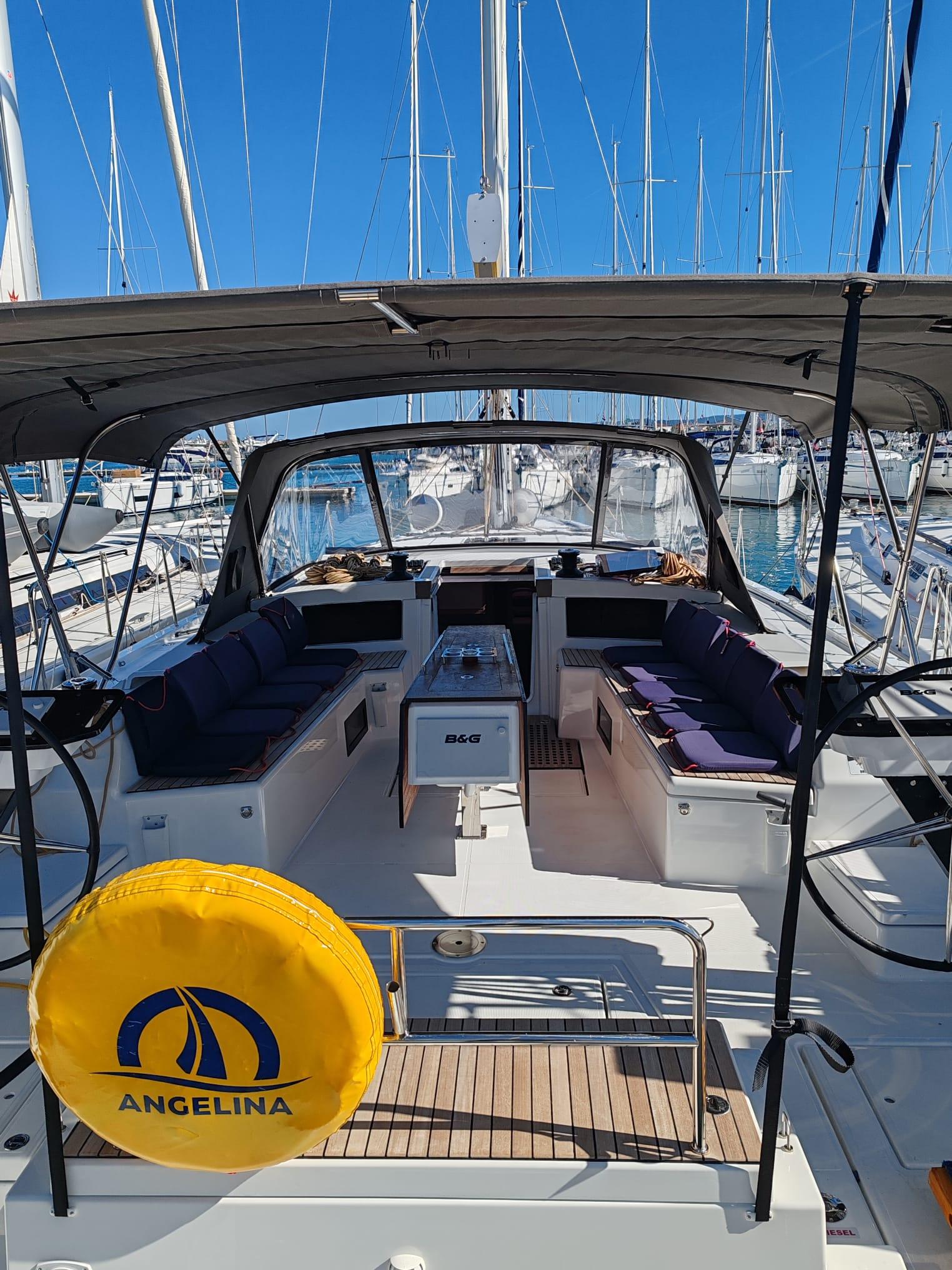 Dufour 530 - 6 cab., picture 3