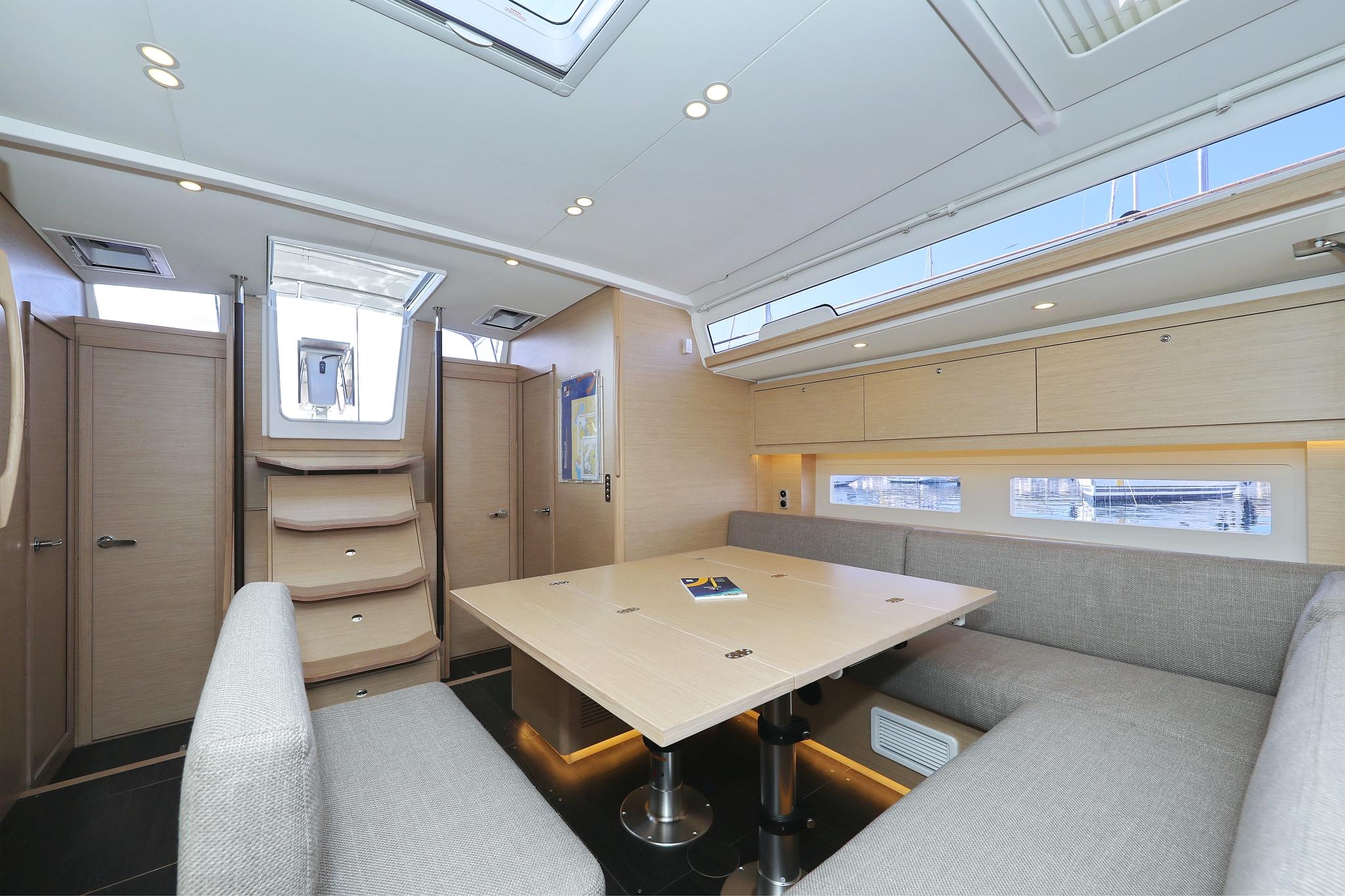 Dufour 530 - 6 cab., picture 17