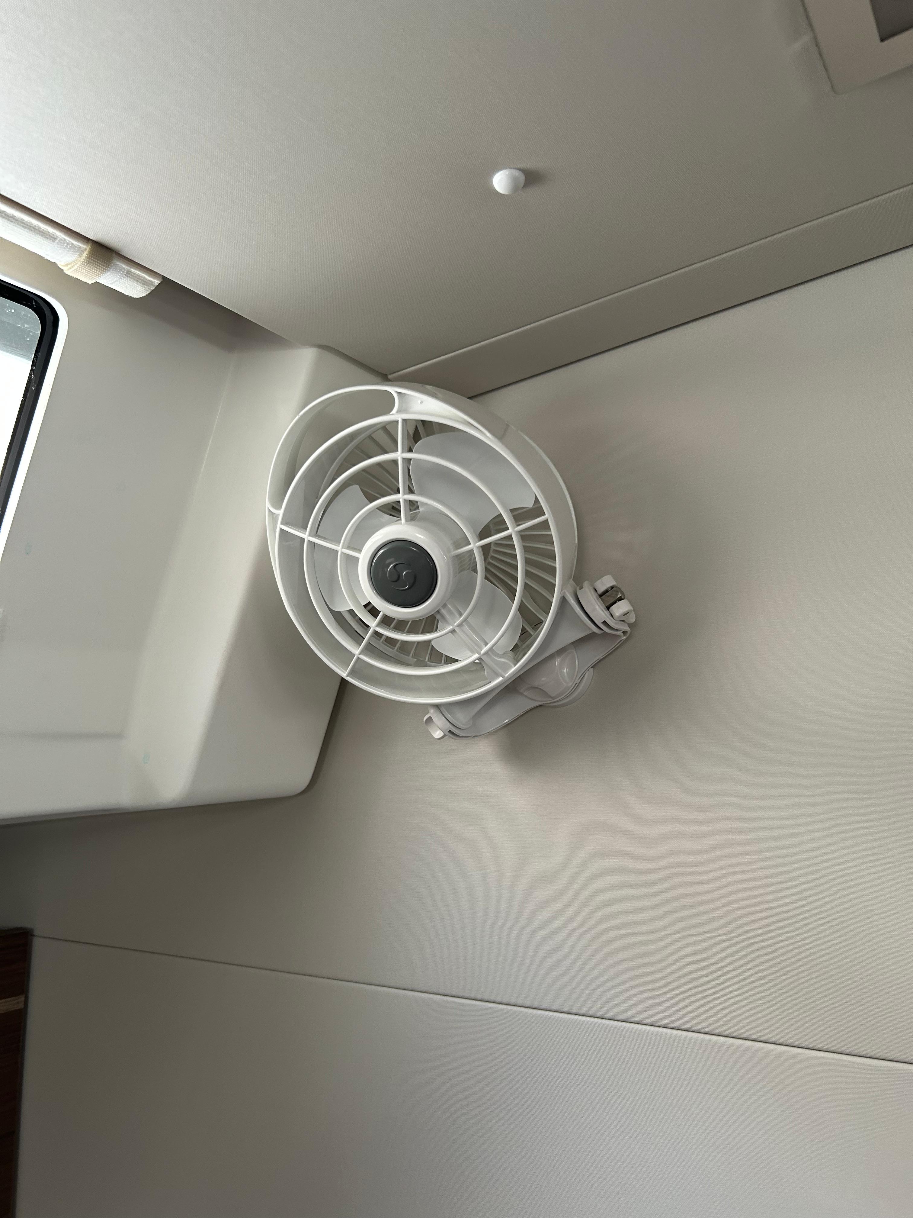 Oceanis 46.1, picture 11