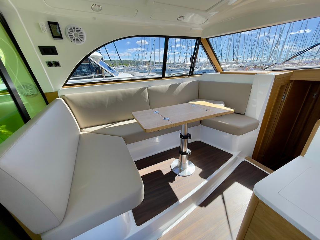 Adriana 44 FLY, picture 14