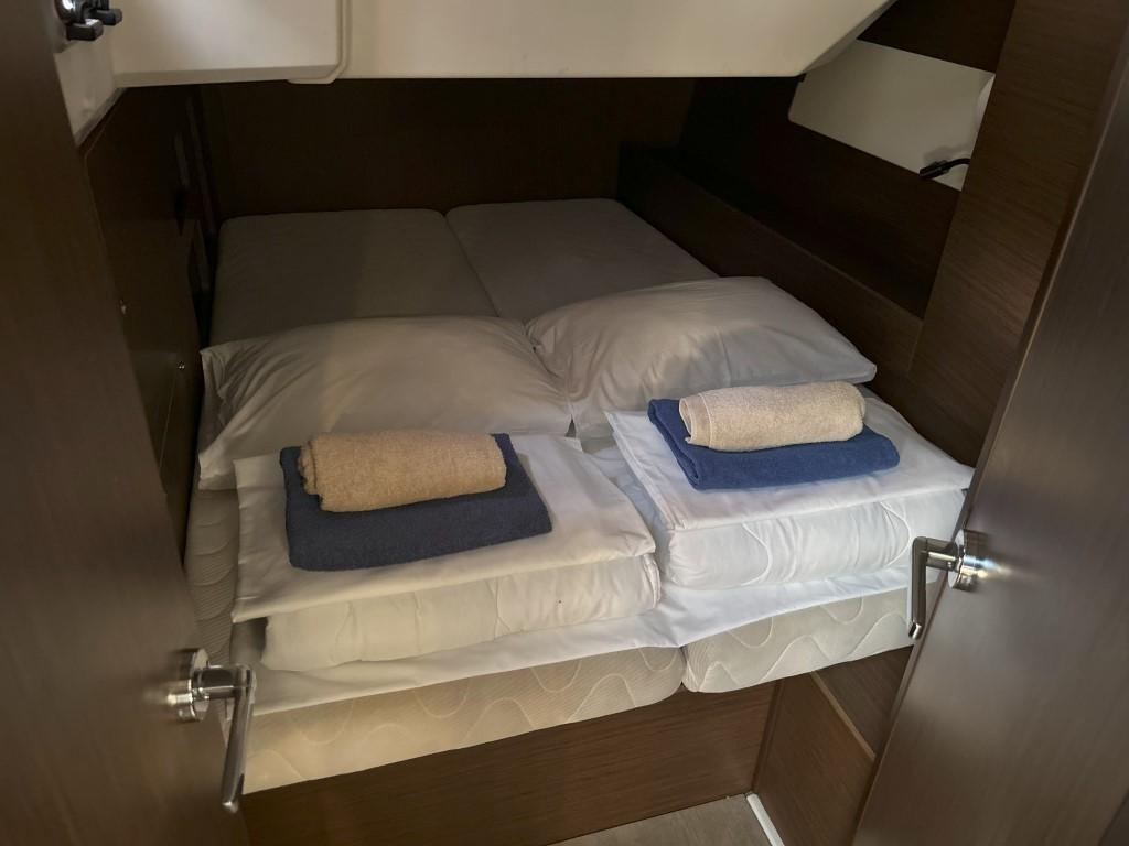 Oceanis 46.1, picture 21