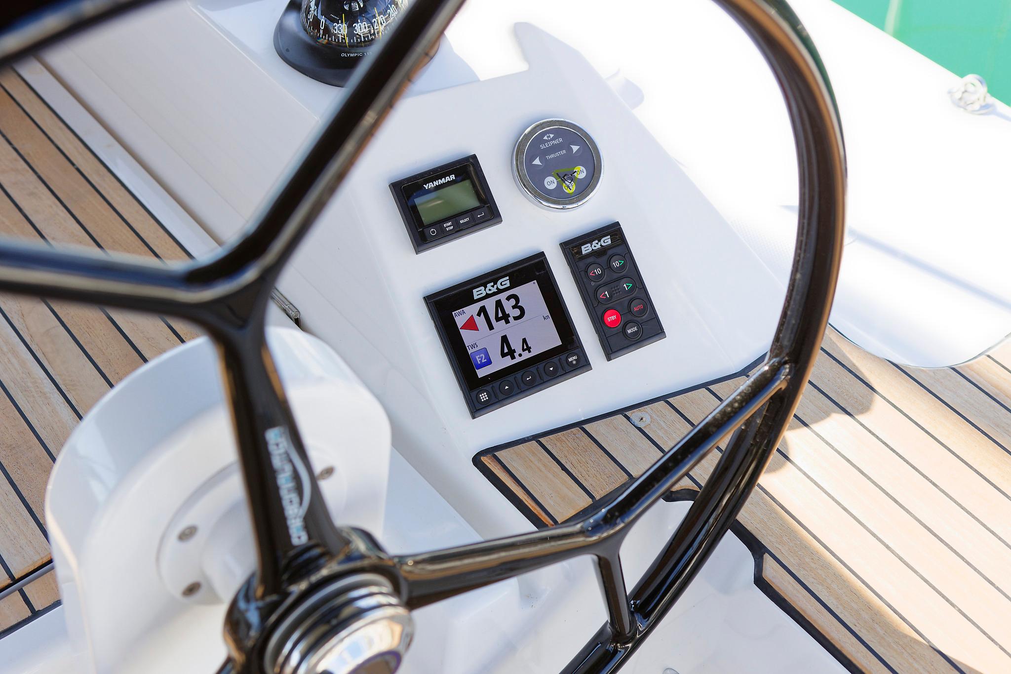 Bavaria C38, picture 9