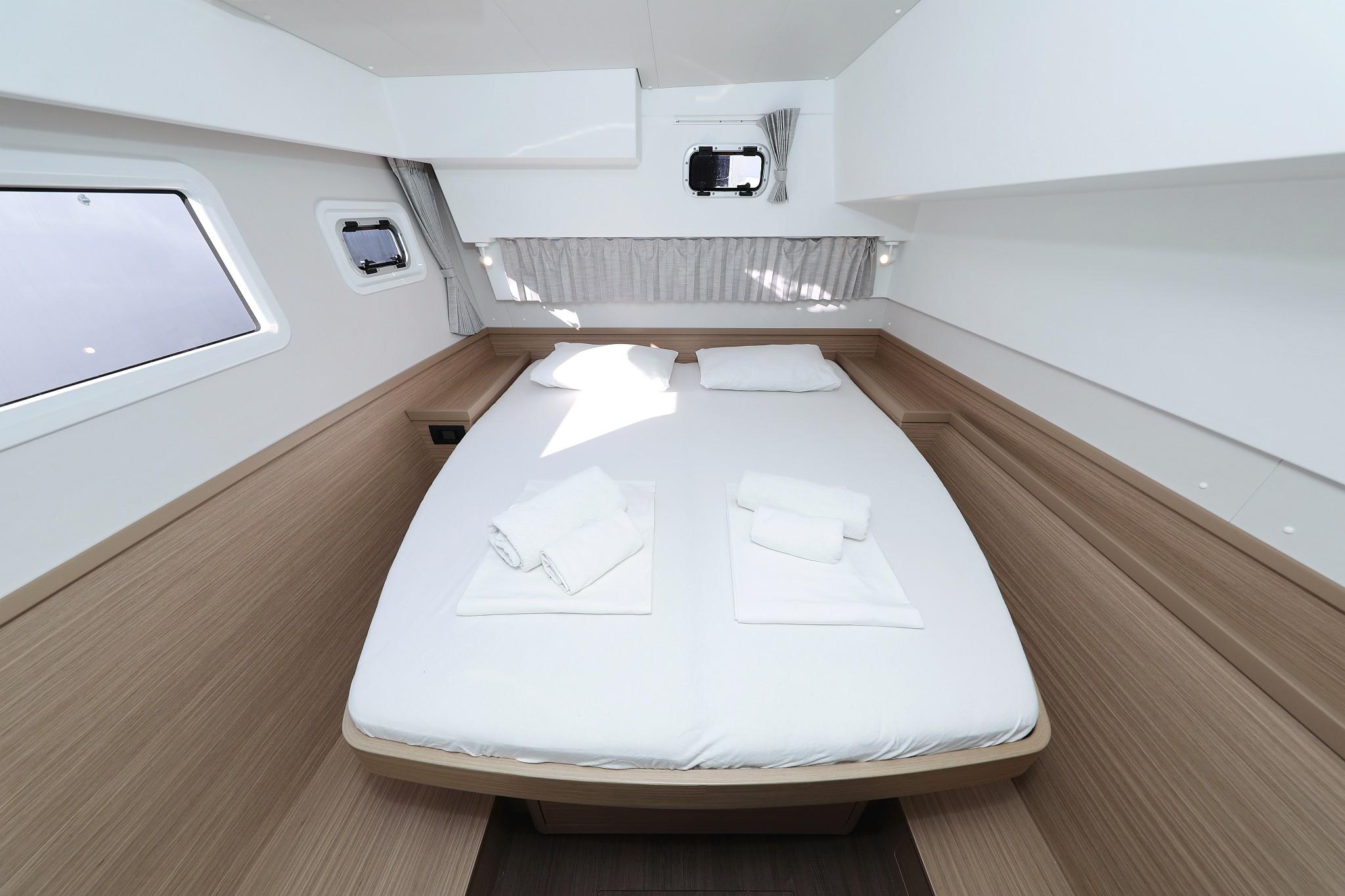 Lagoon 42 - 4 + 2 cab., picture 25