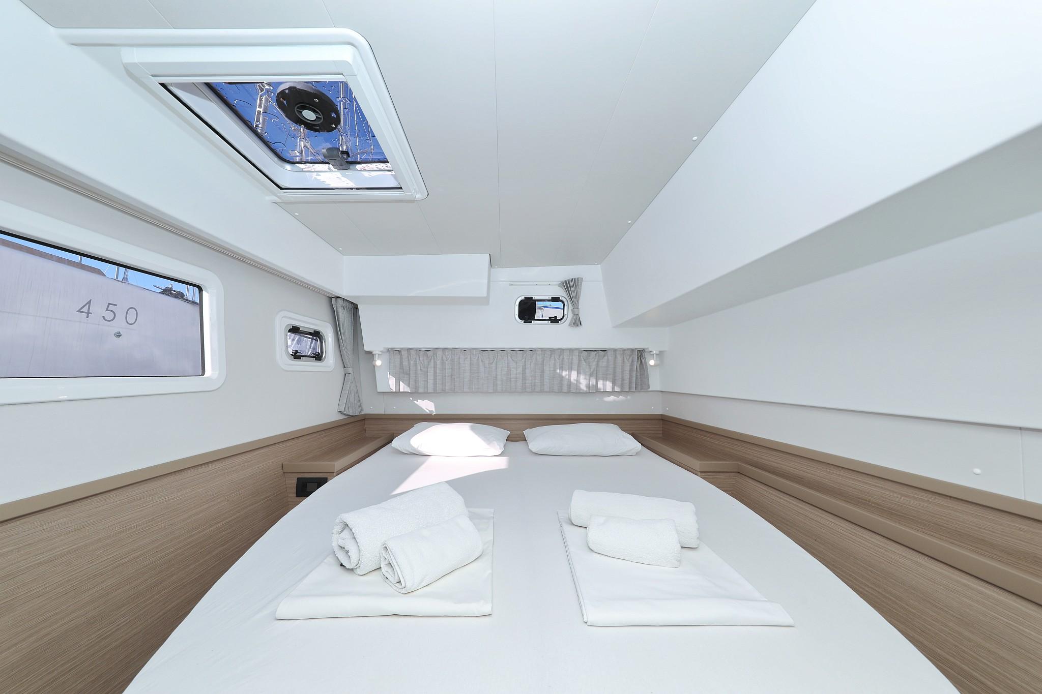 Lagoon 42 - 4 + 2 cab., picture 23