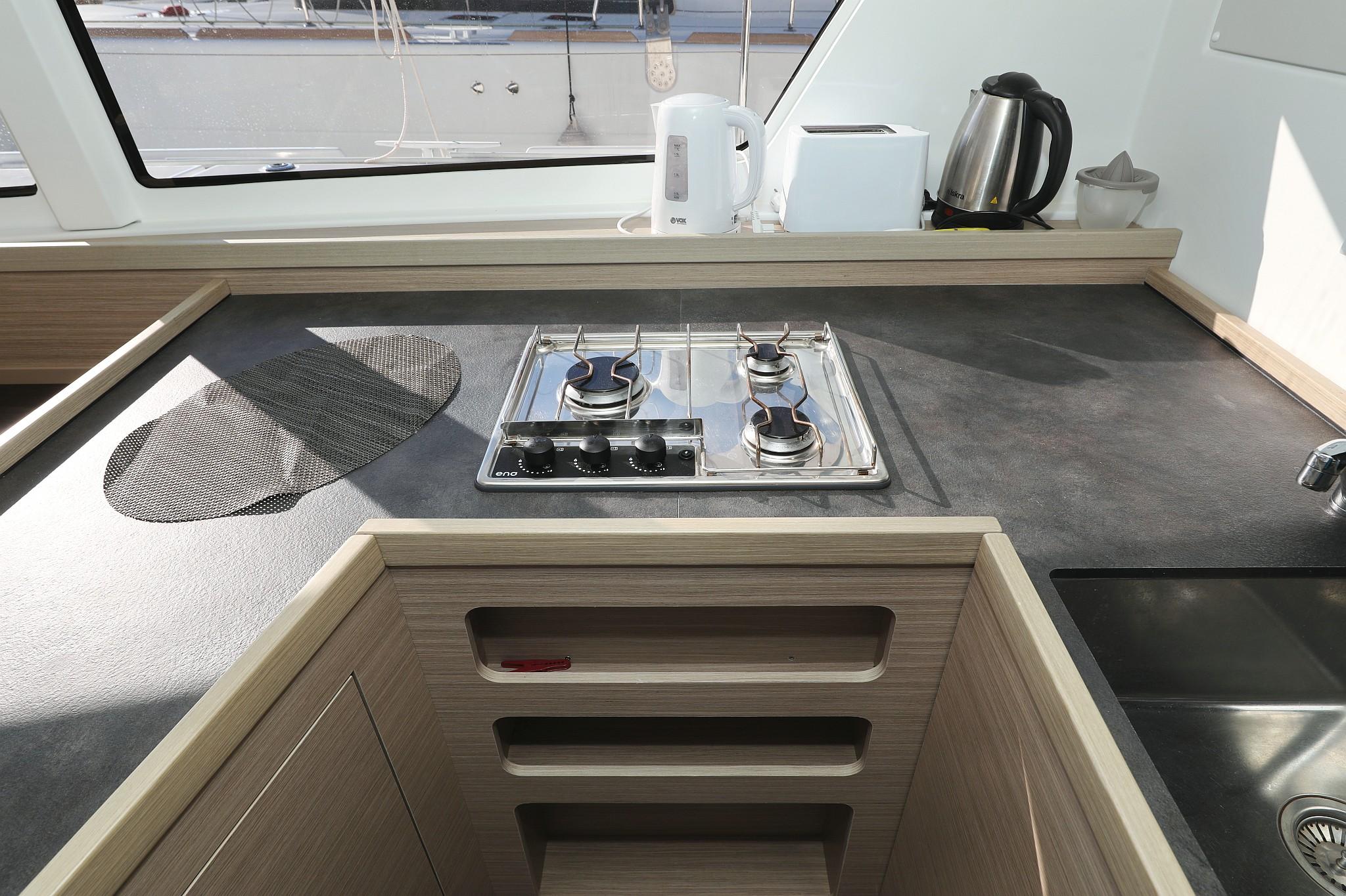 Lagoon 42 - 4 + 2 cab., picture 20