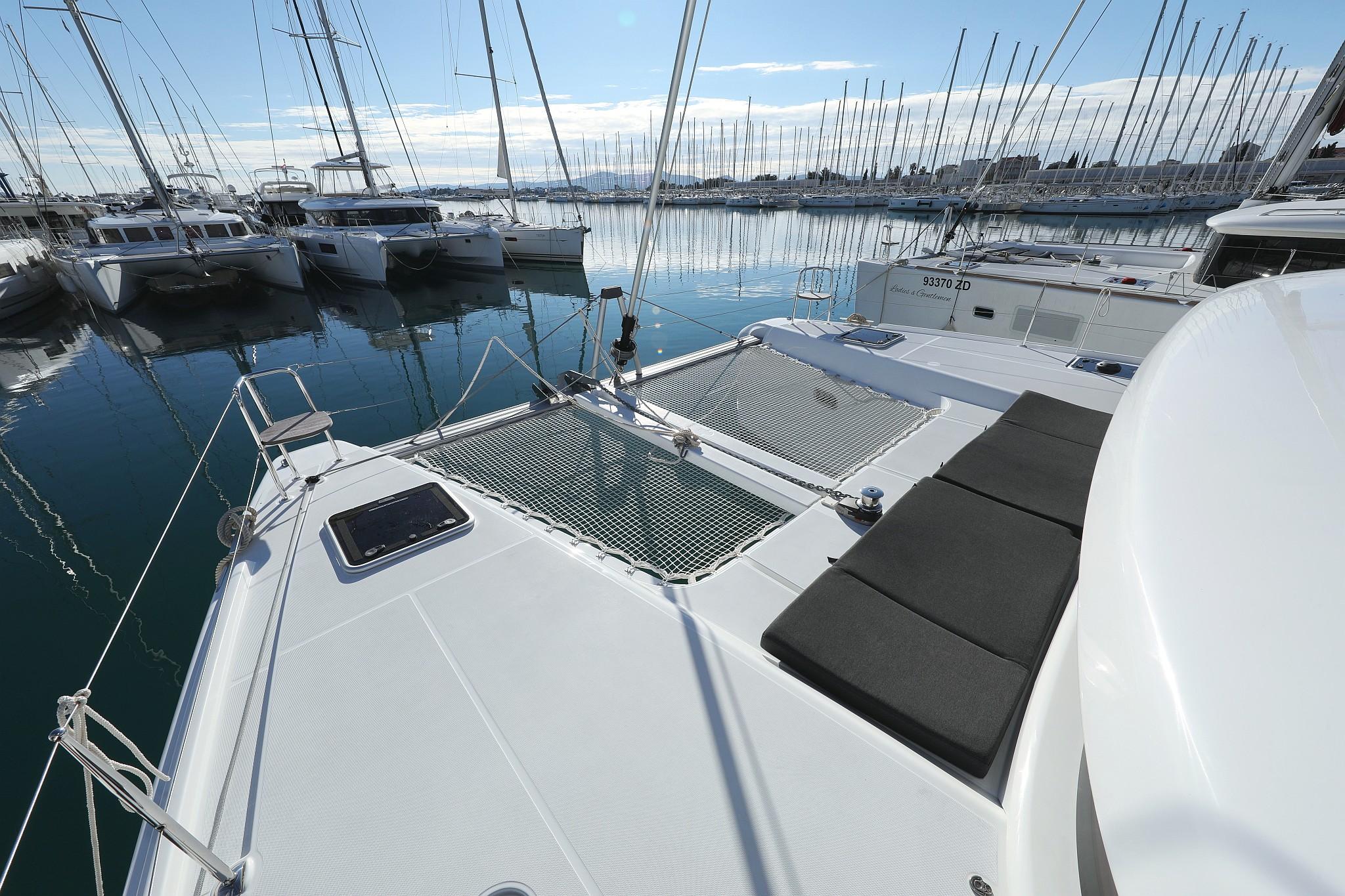 Lagoon 42 - 4 + 2 cab., picture 6