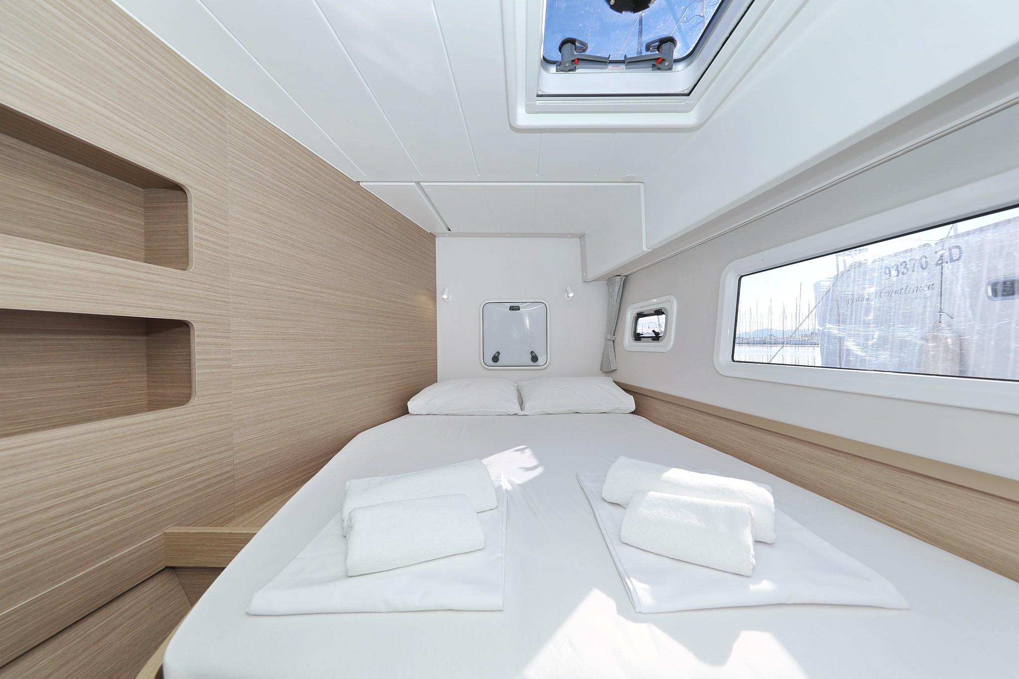 Lagoon 42 - 4 + 2 cab., picture 26