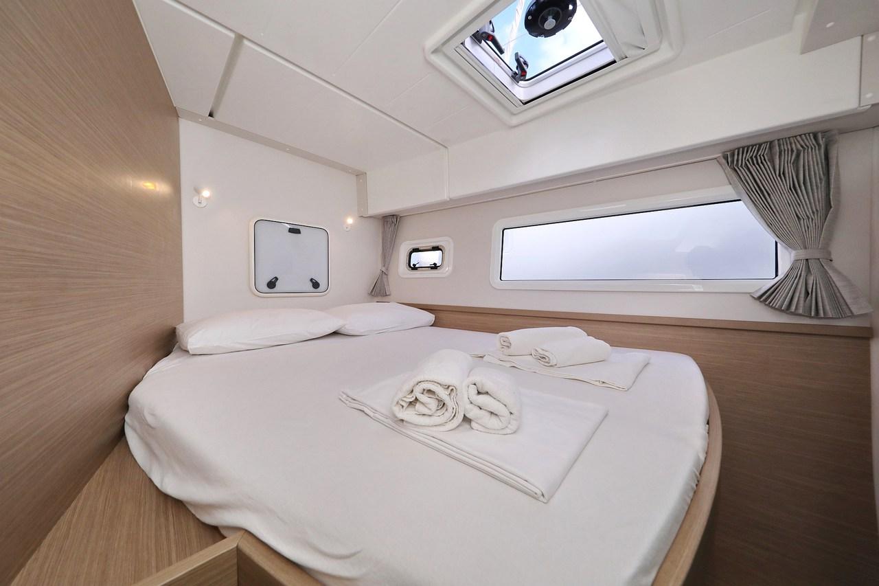 Lagoon 42 - 4 + 2 cab., picture 22