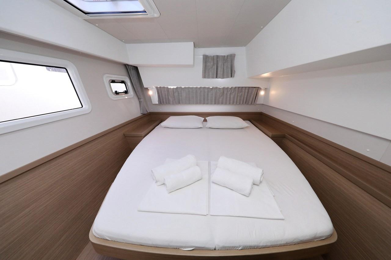 Lagoon 42 - 4 + 2 cab., picture 24