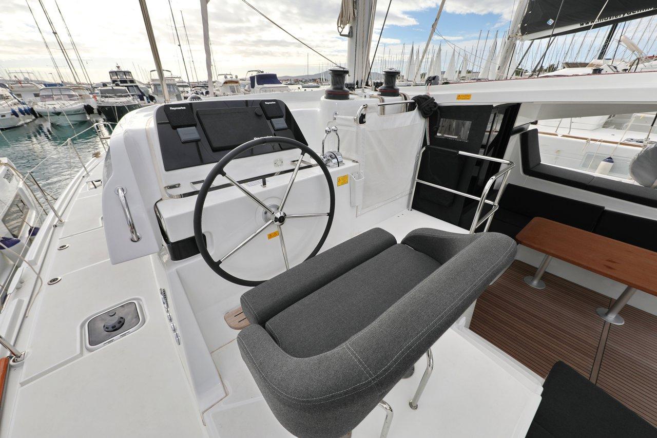 Lagoon 42 - 4 + 2 cab., picture 13