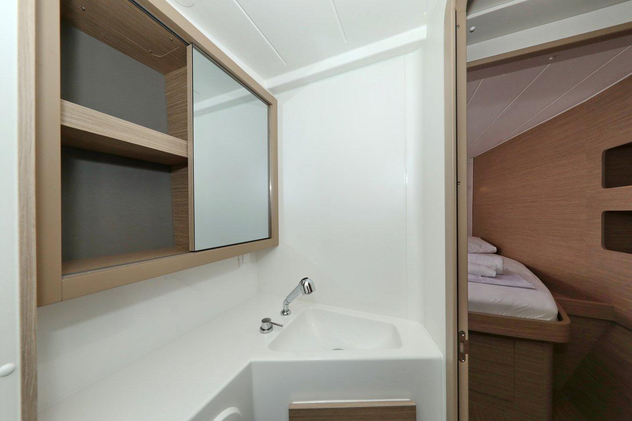 Lagoon 42 - 4 + 2 cab., picture 52