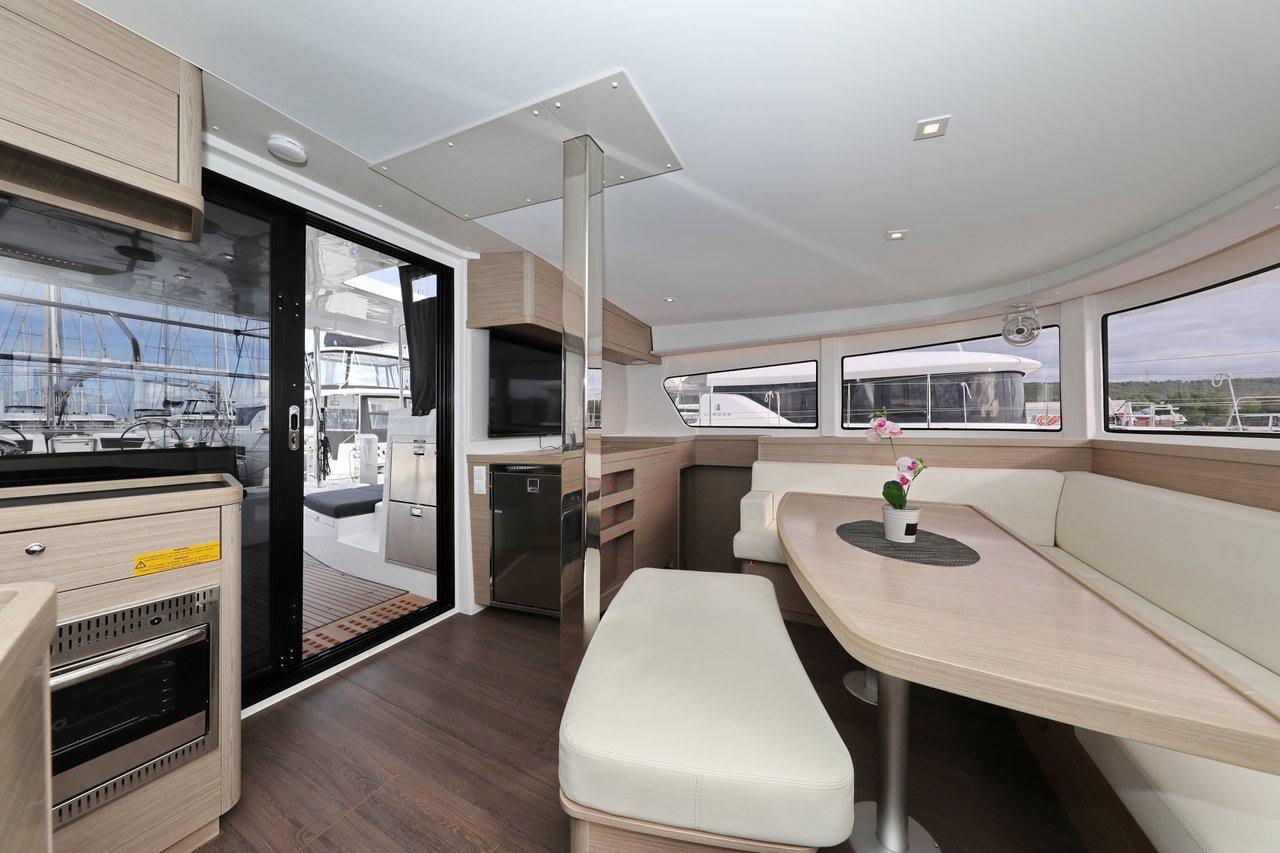 Lagoon 42 - 4 + 2 cab., picture 37