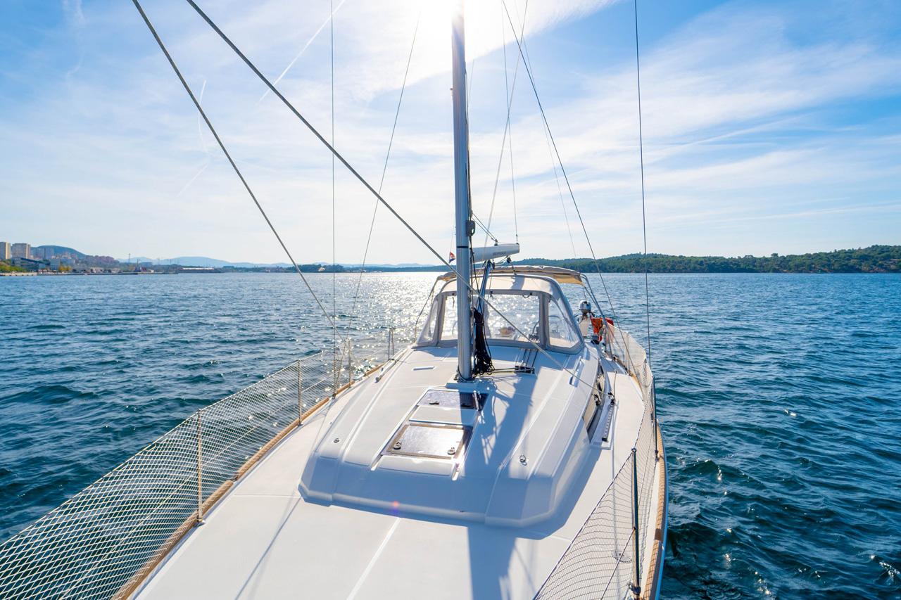 Oceanis 38 - 3 cab., picture 10