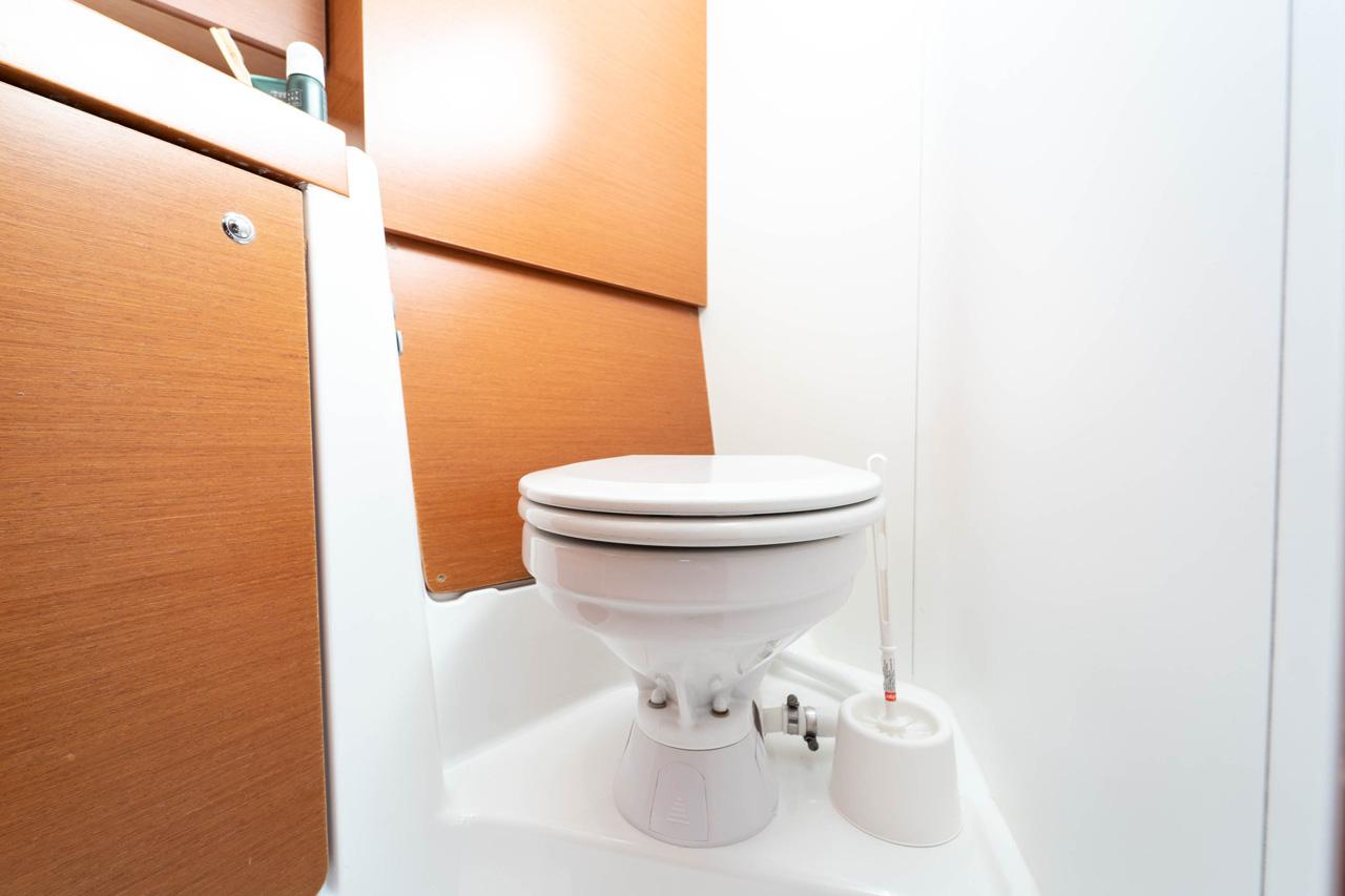 Oceanis 38 - 3 cab., picture 20