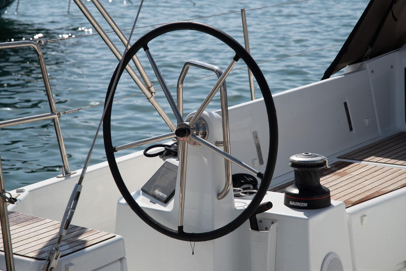 Sun Odyssey 440 - 4 cab., picture 8