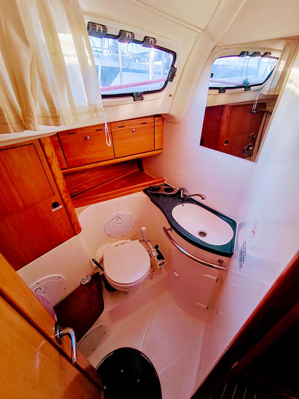 Bavaria 50 Cruiser, picture 17