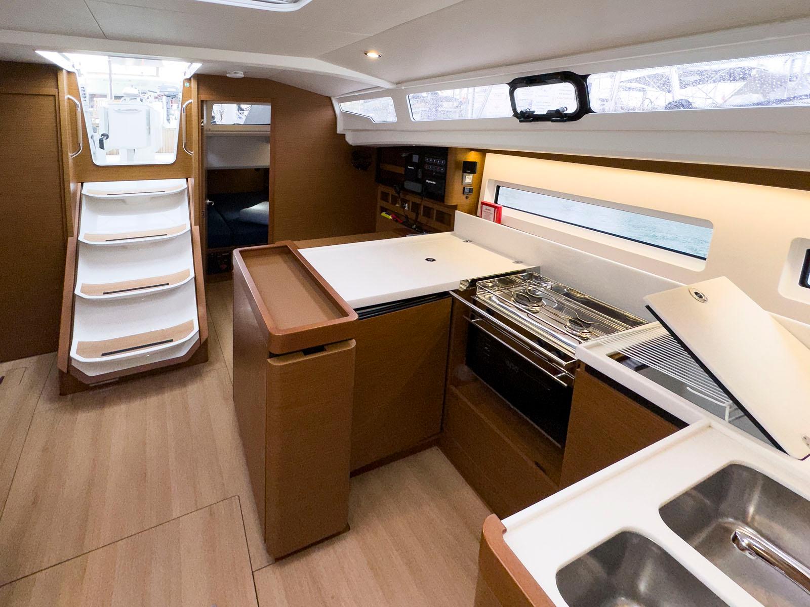 Sun Odyssey 440 - 4 cab., picture 16