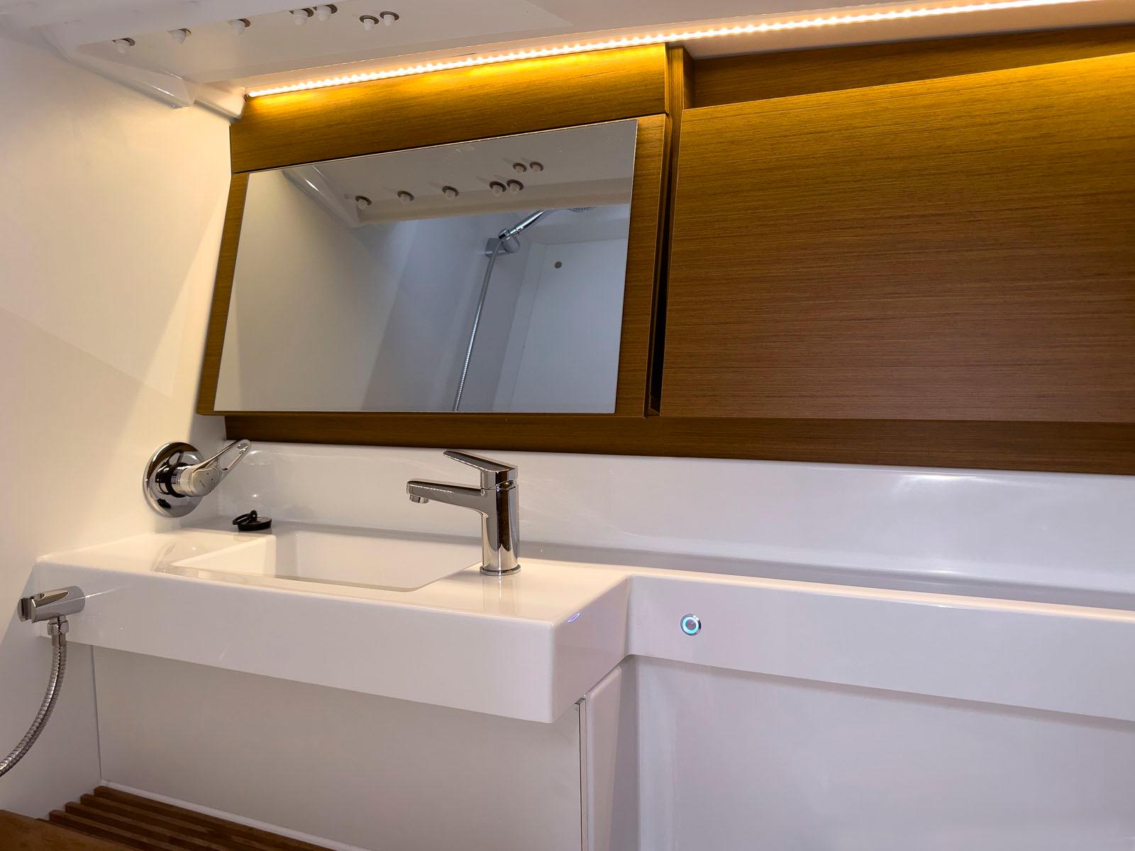 Sun Odyssey 440 - 4 cab., picture 31