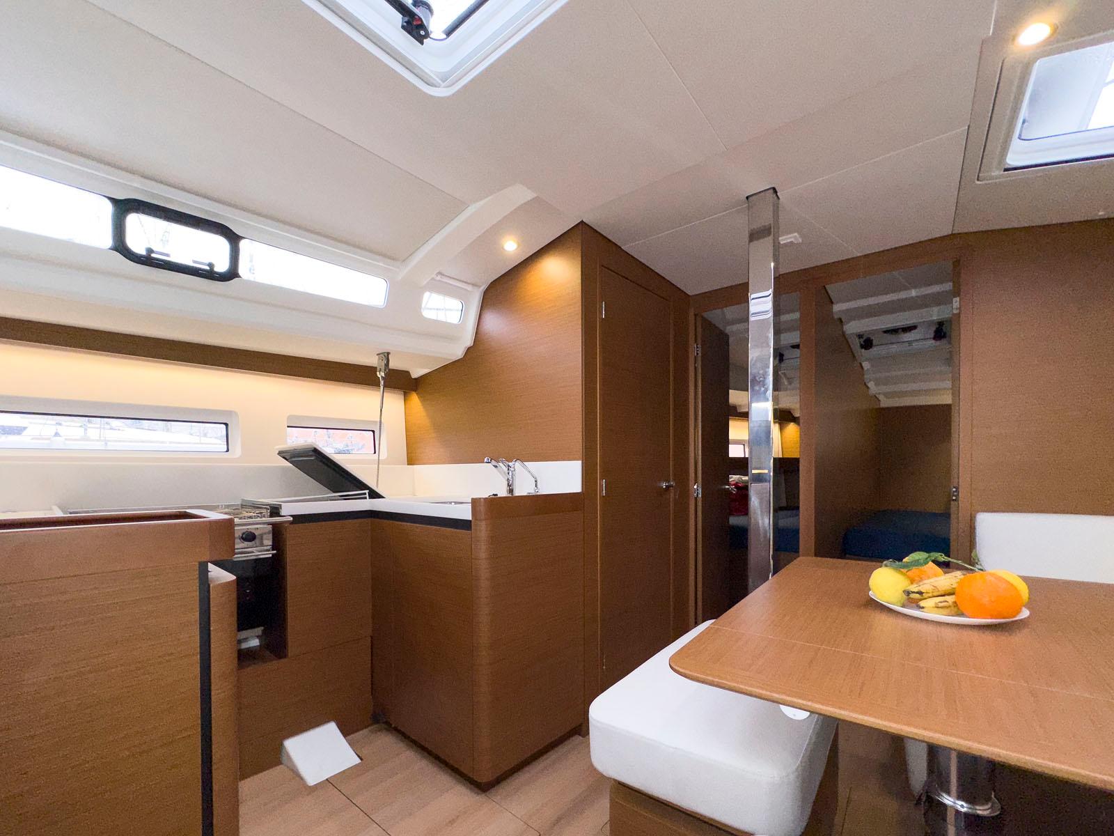 Sun Odyssey 440 - 4 cab., picture 19