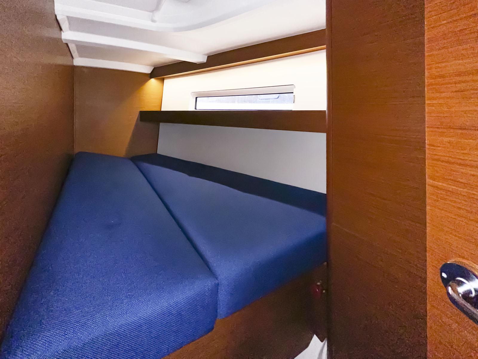 Sun Odyssey 440 - 4 cab., picture 22