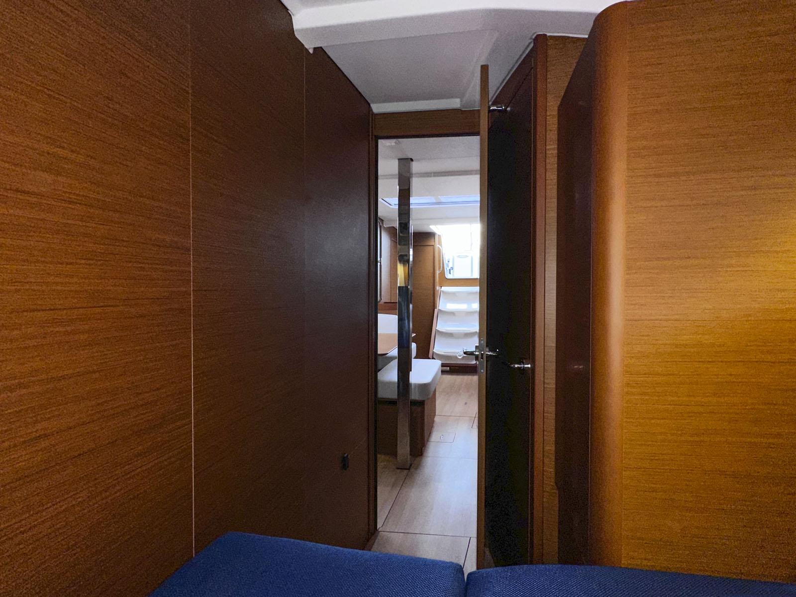 Sun Odyssey 440 - 4 cab., picture 25