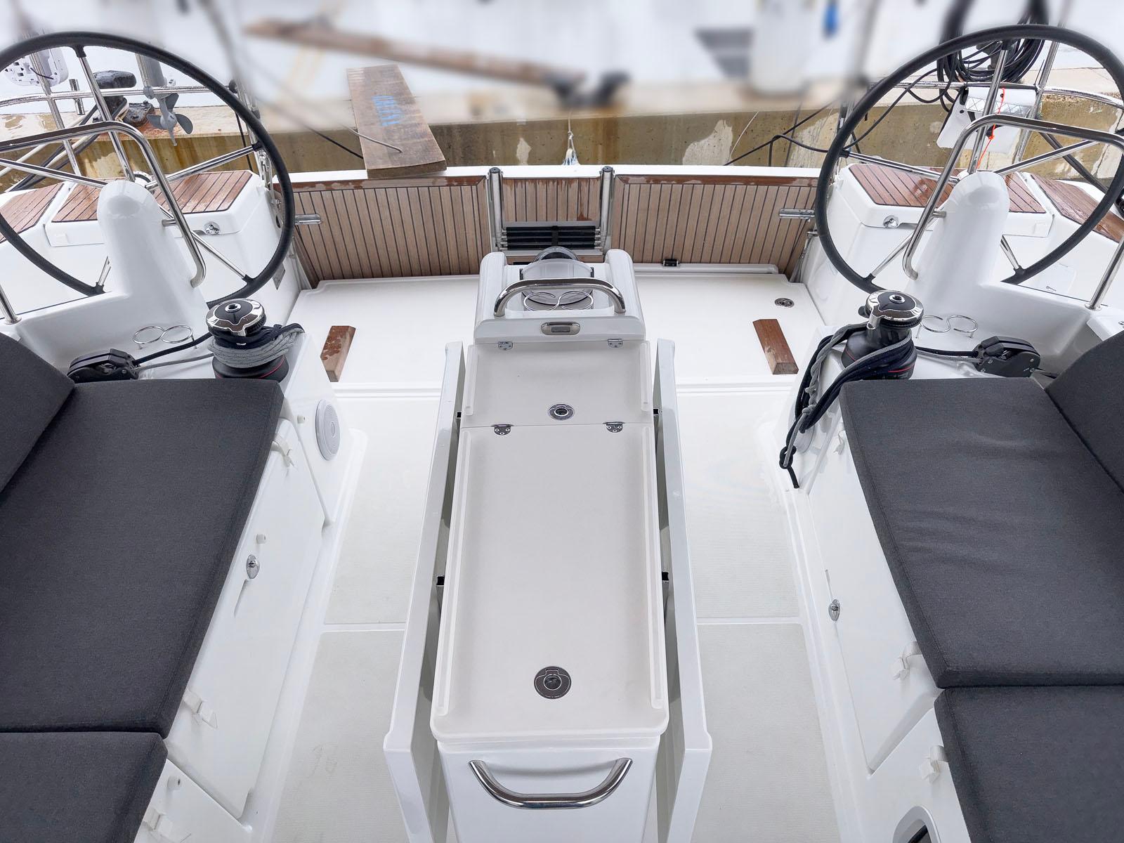 Sun Odyssey 440 - 4 cab., picture 7