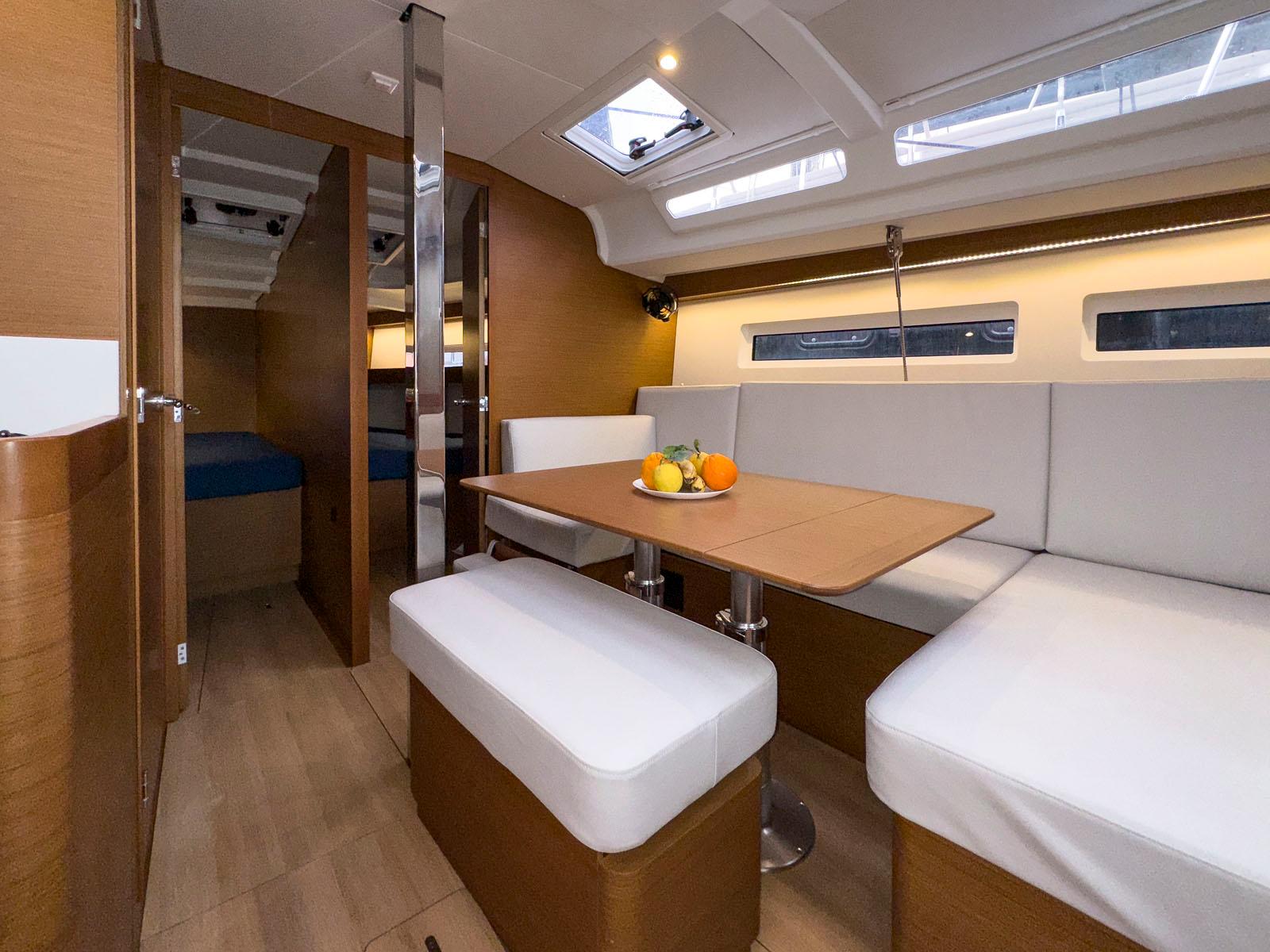 Sun Odyssey 440 - 4 cab., picture 14