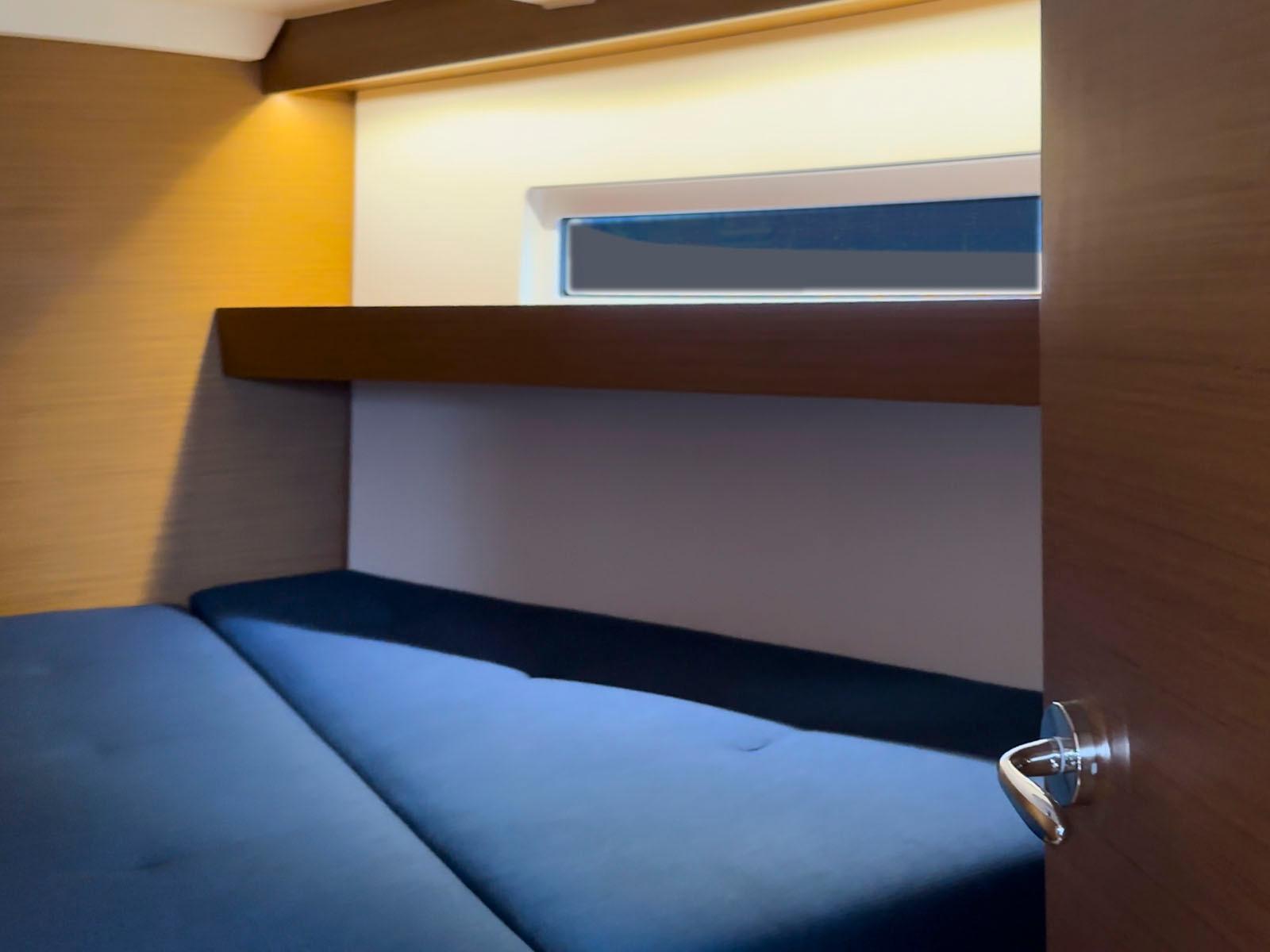 Sun Odyssey 440 - 4 cab., picture 24