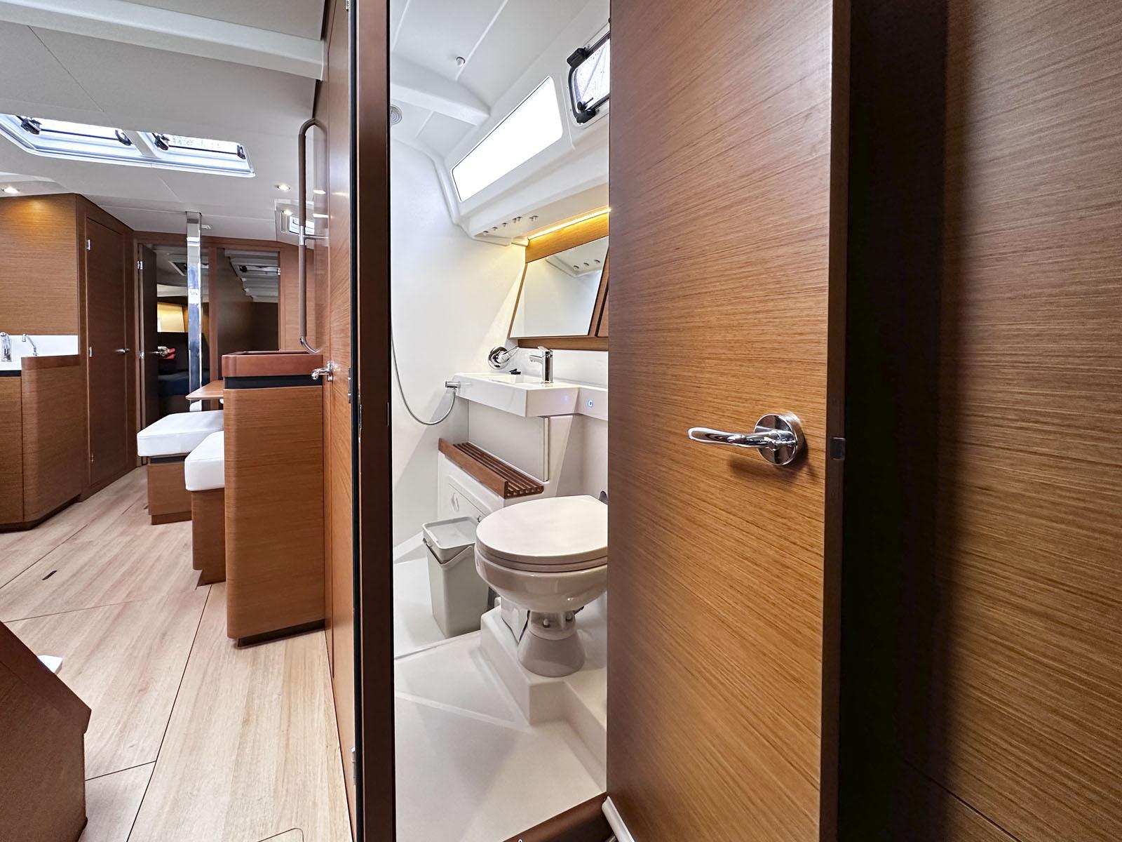 Sun Odyssey 440 - 4 cab., picture 28