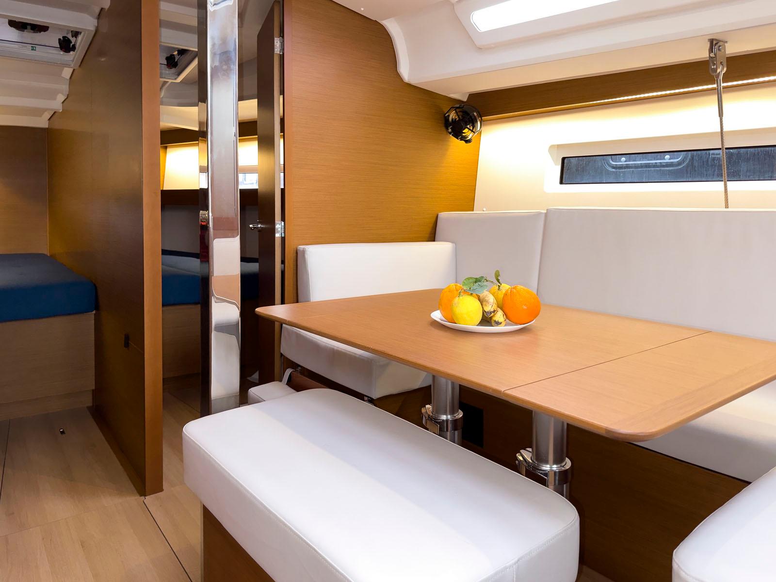 Sun Odyssey 440 - 4 cab., picture 15