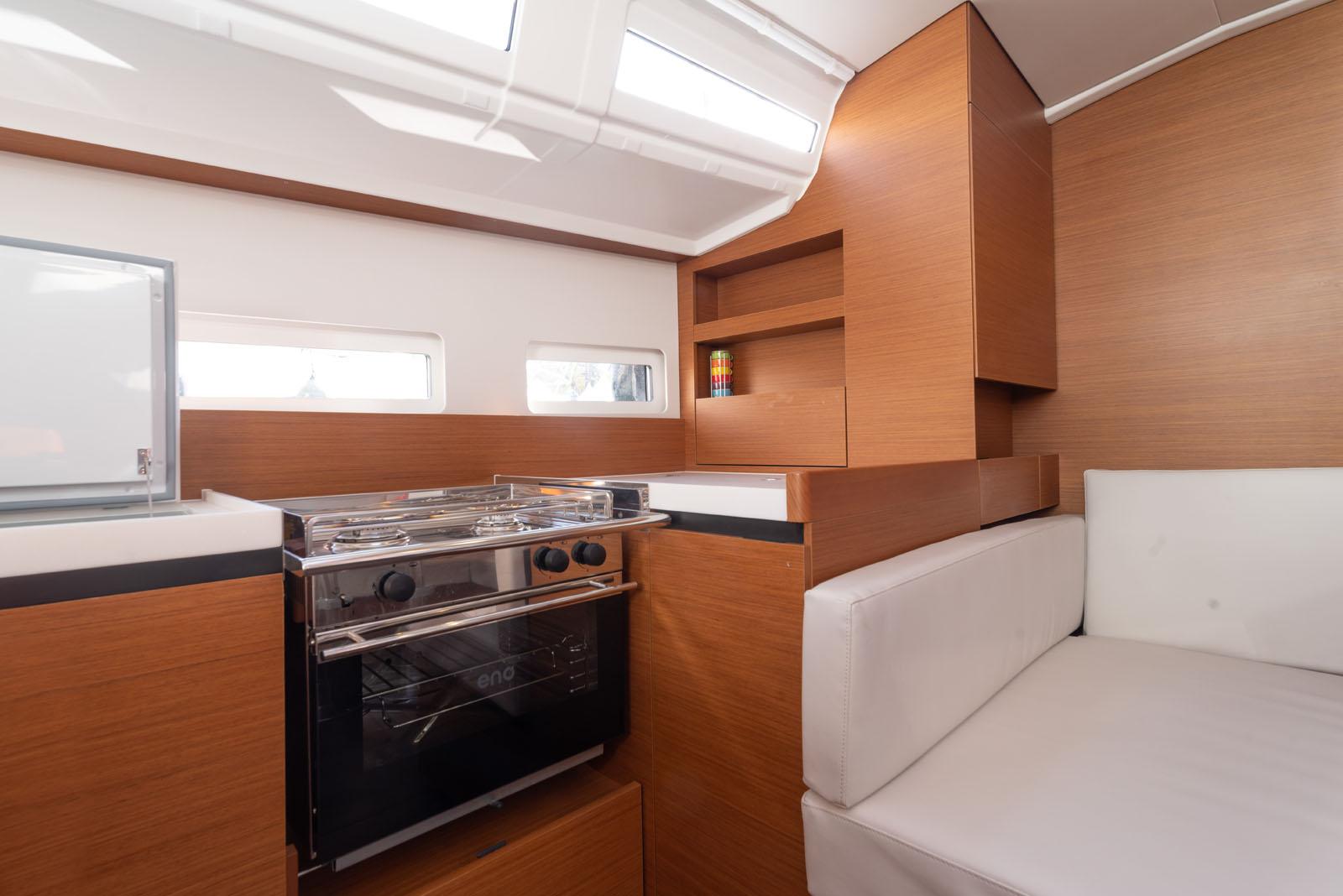 Sun Odyssey 410 - 3 cab., picture 12